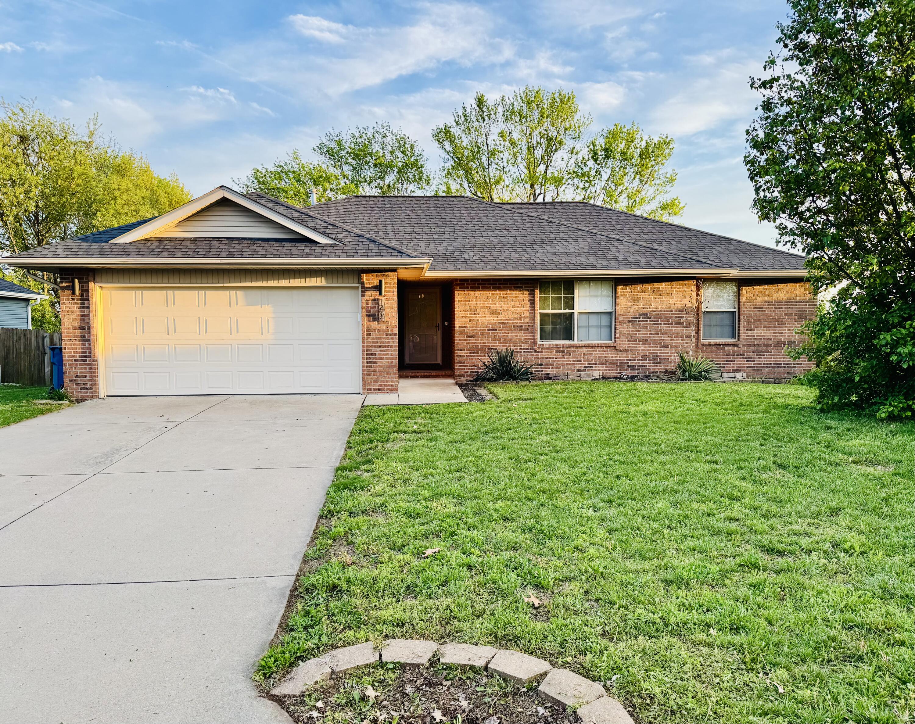 142 W Trail Point 1