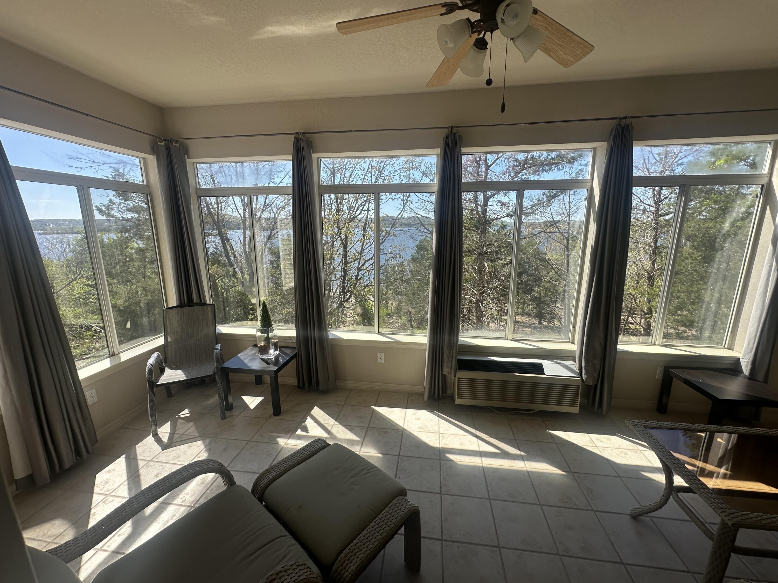 680 Emerald Pointe ## 3 1