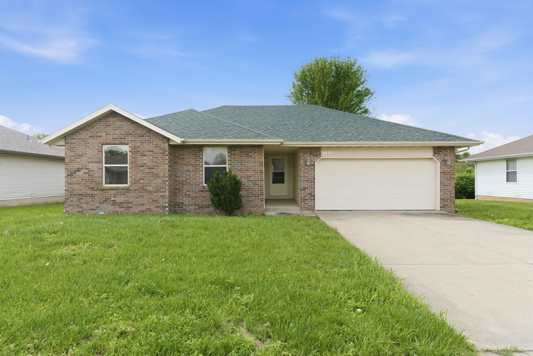 4432 W Huckleberry 1