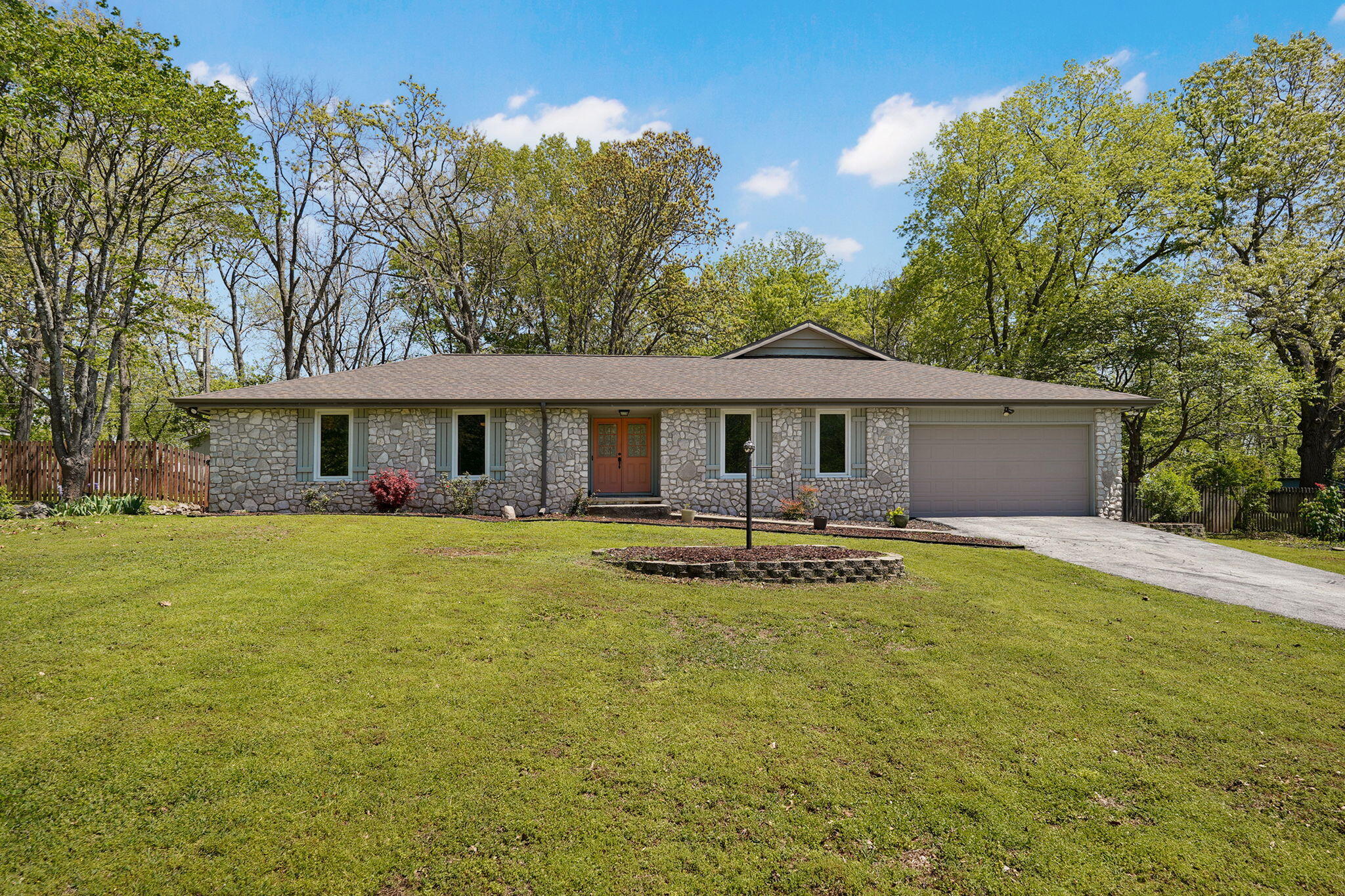 1250 S Farm Road 205 1