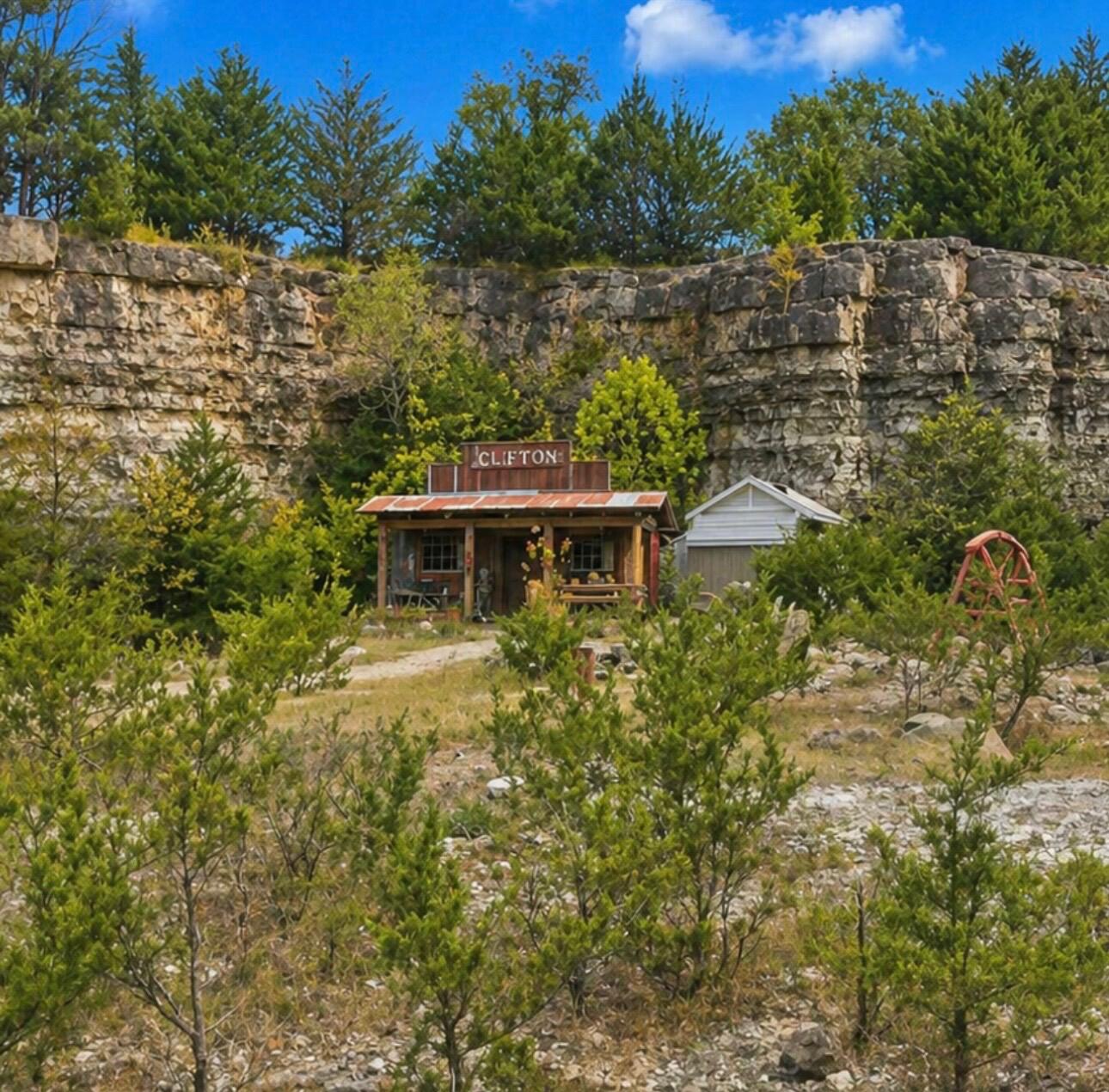 20615 Table Rock Ridge 1