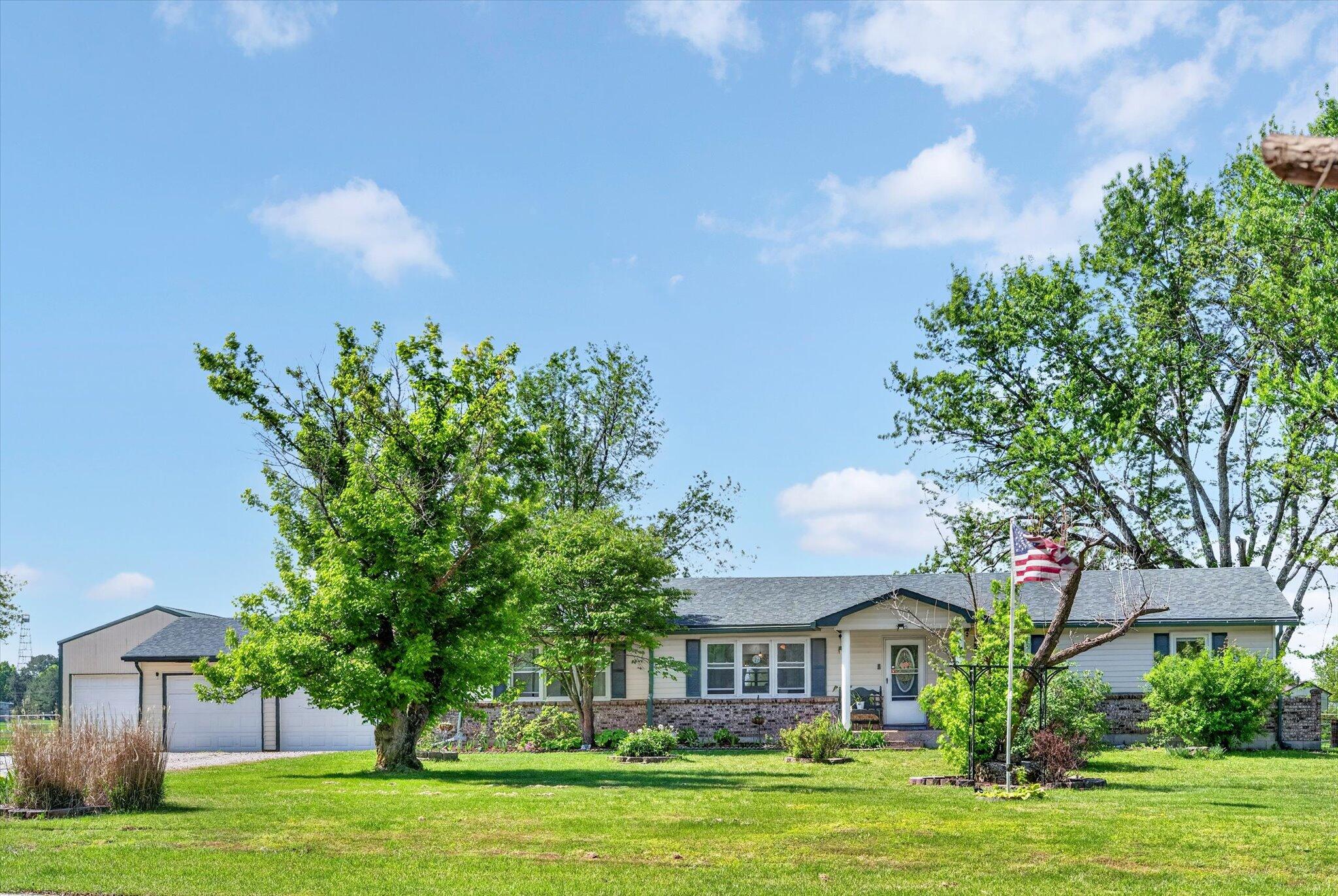 234 E Branch