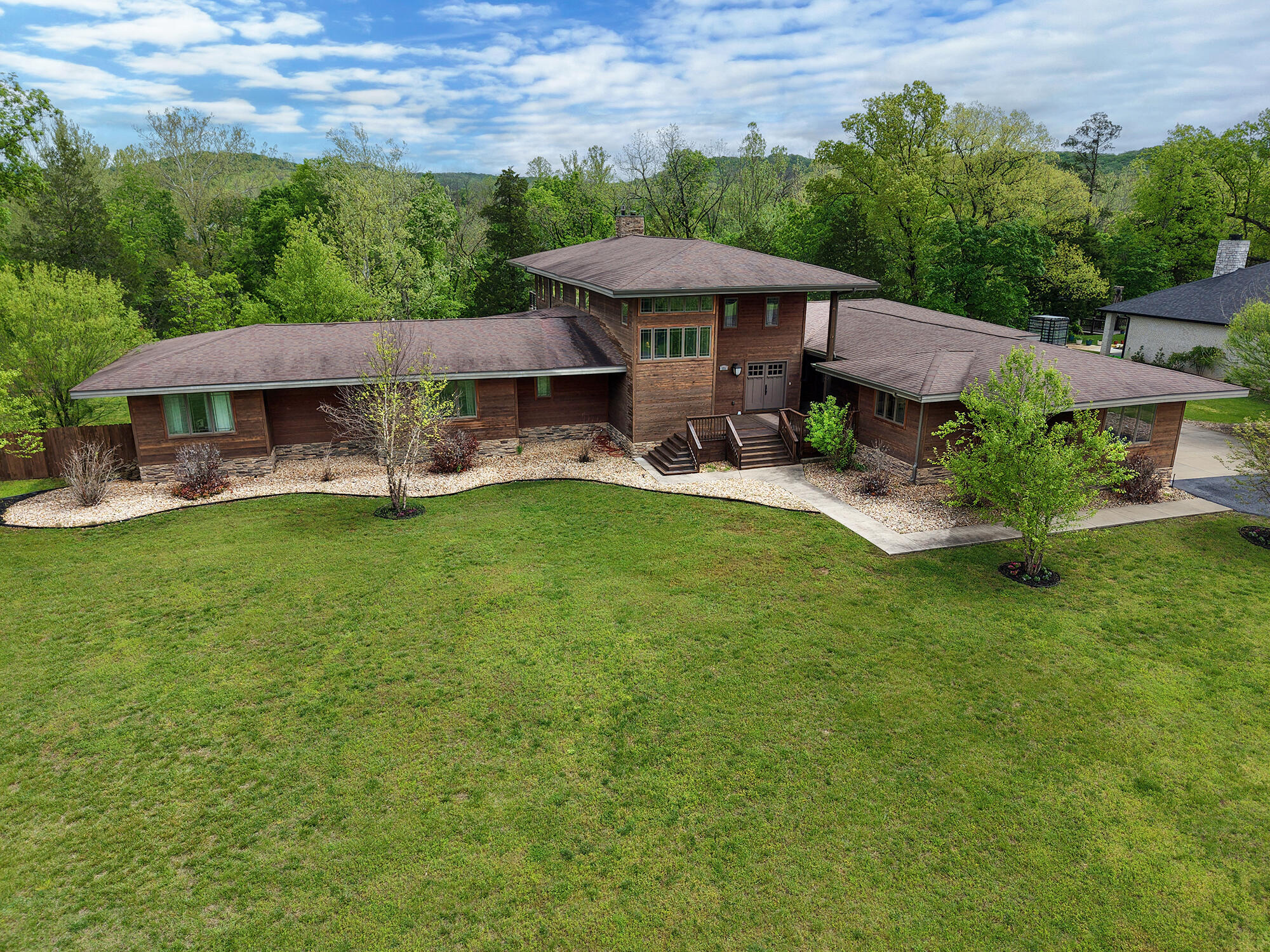 771 Seven Pines 1