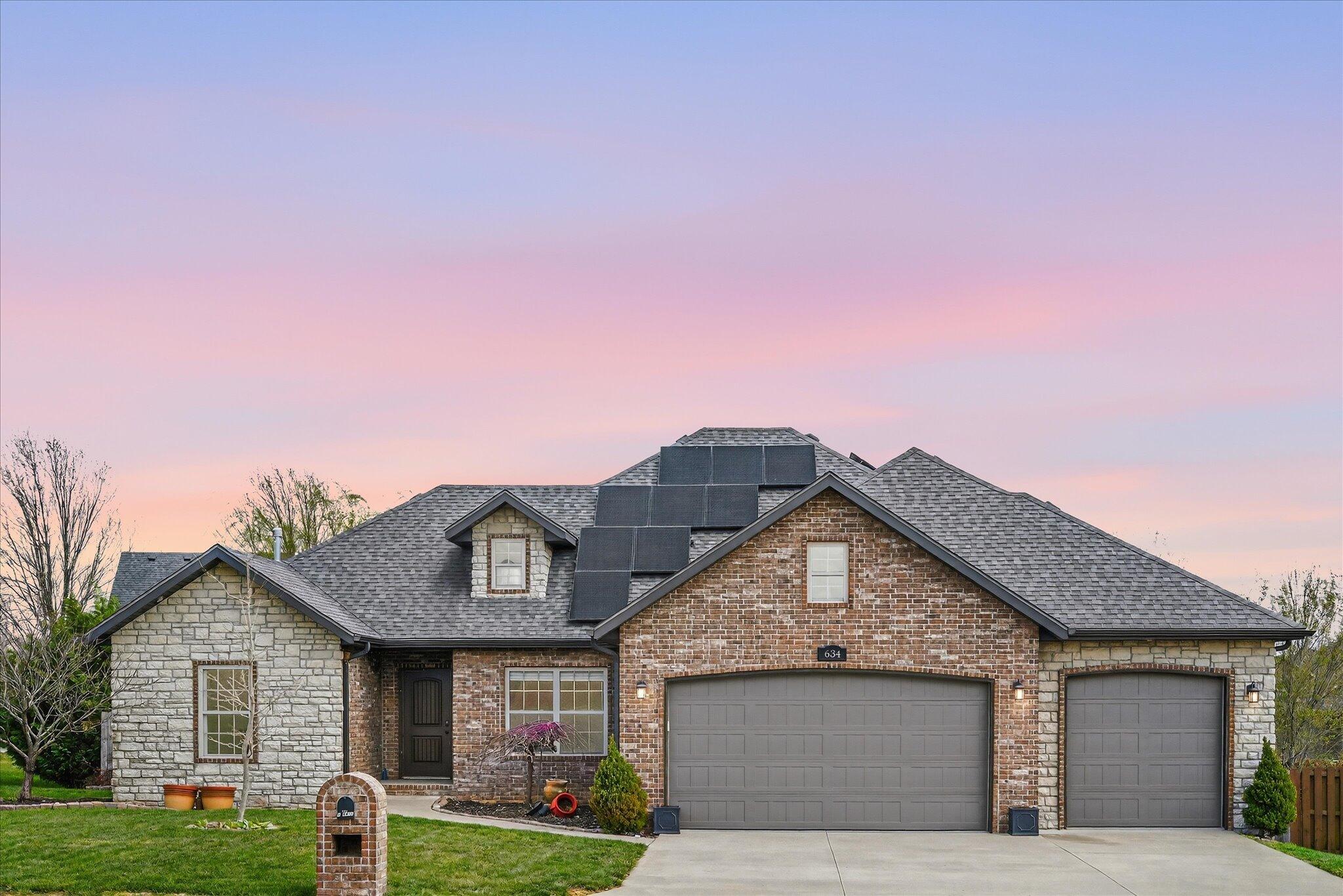 634 N Rockingham 1