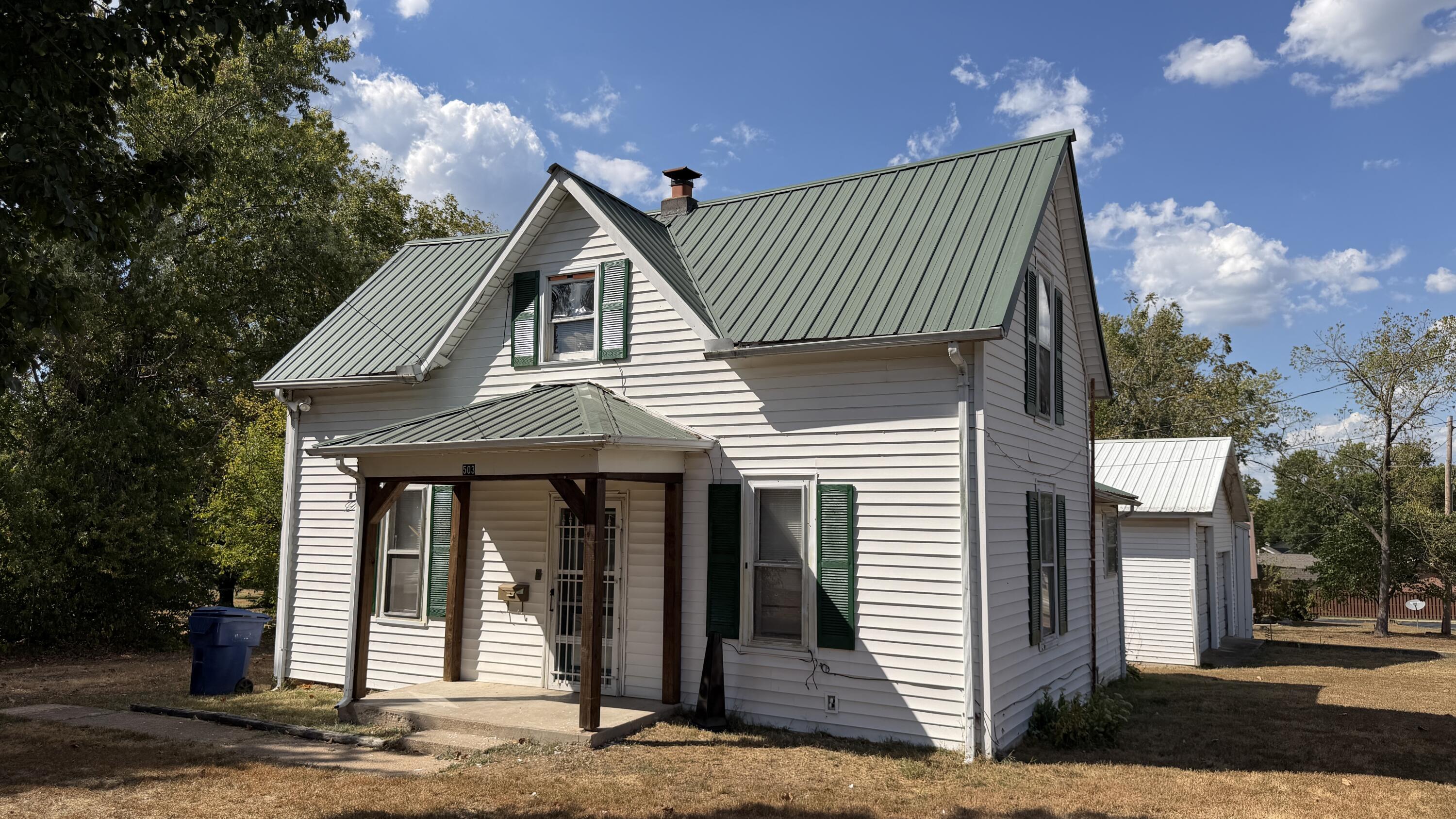 503 Oak 1