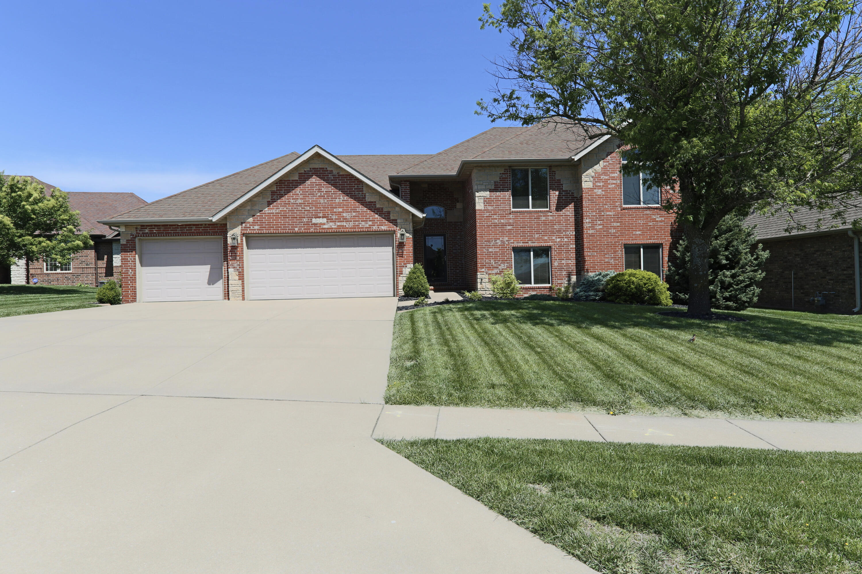 4671 E Hidden Oak 1