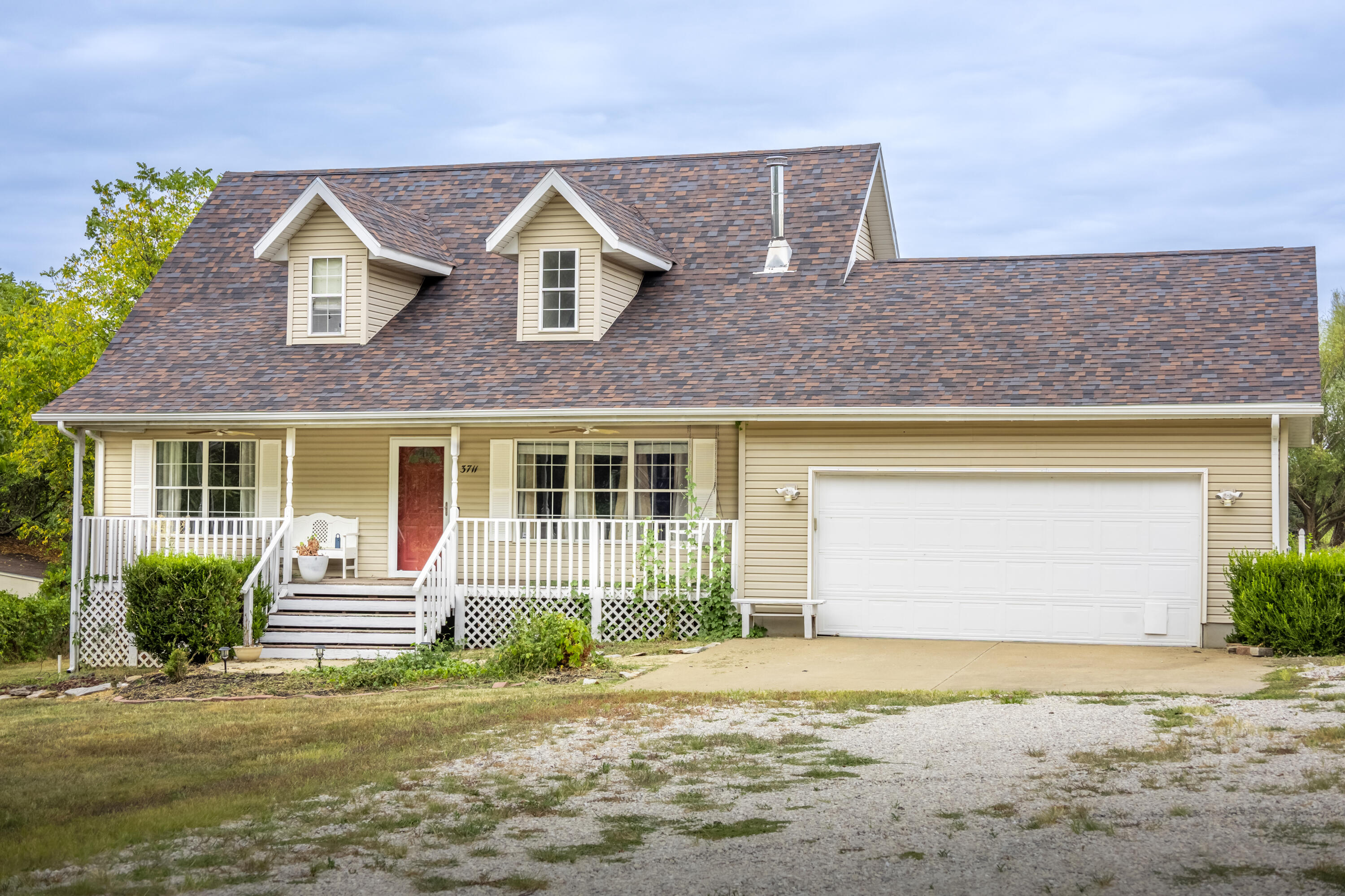 3711 W Farm Road 14