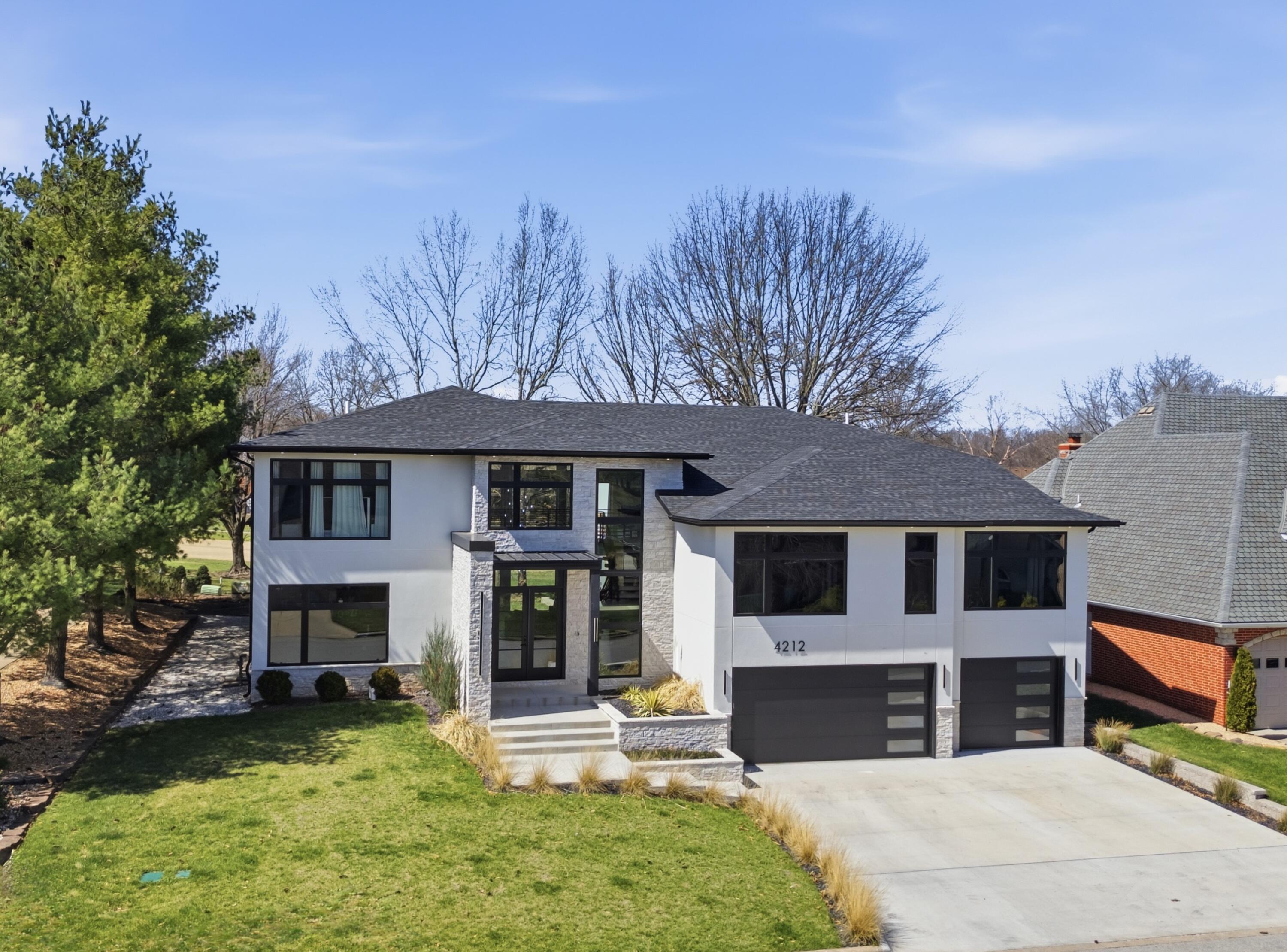 4212 Greenbriar 1