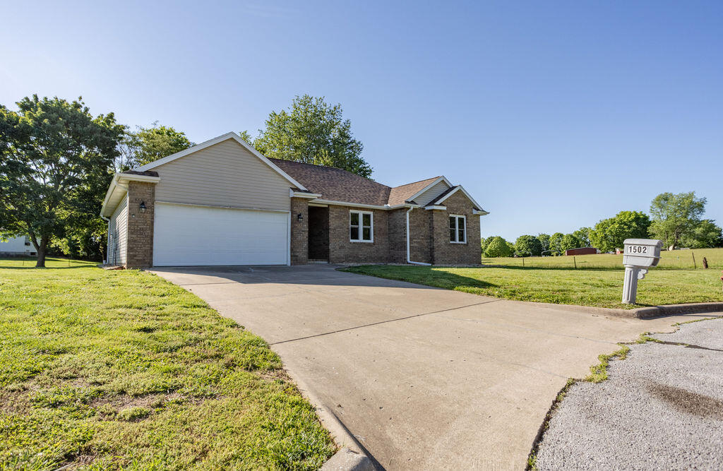 1502 S 17th 1