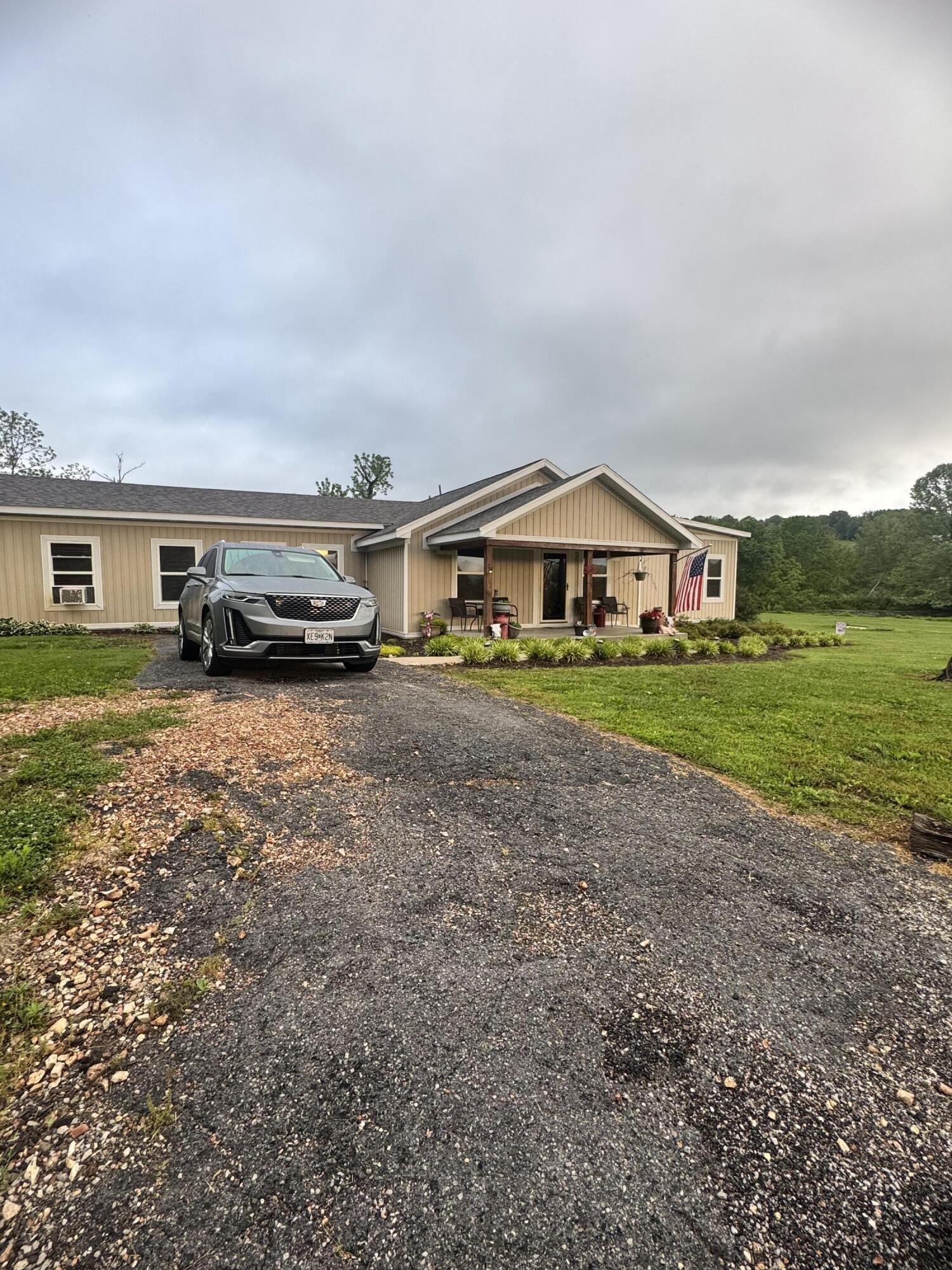 9137 Farm Road 1120