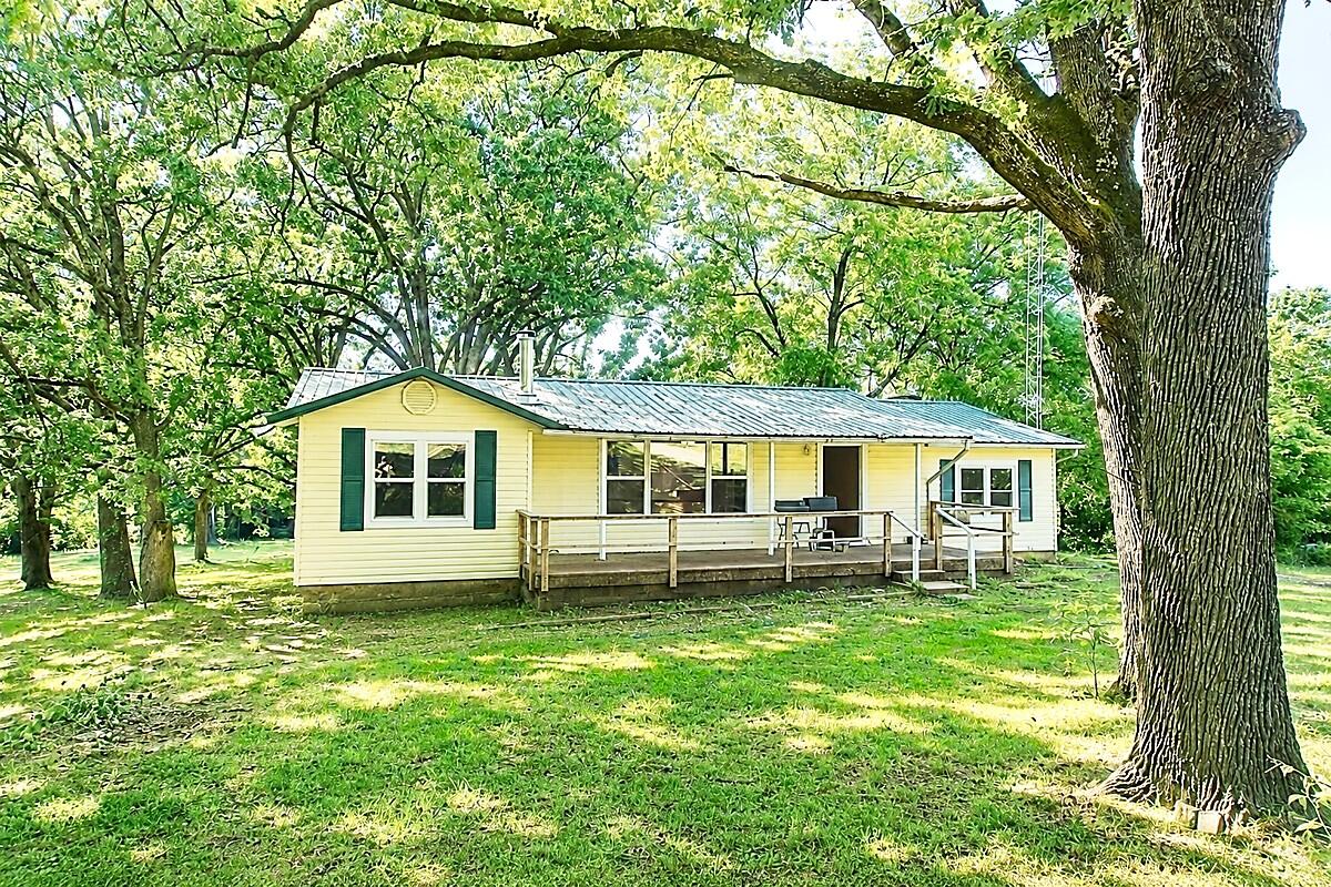 75 County Road 863 1