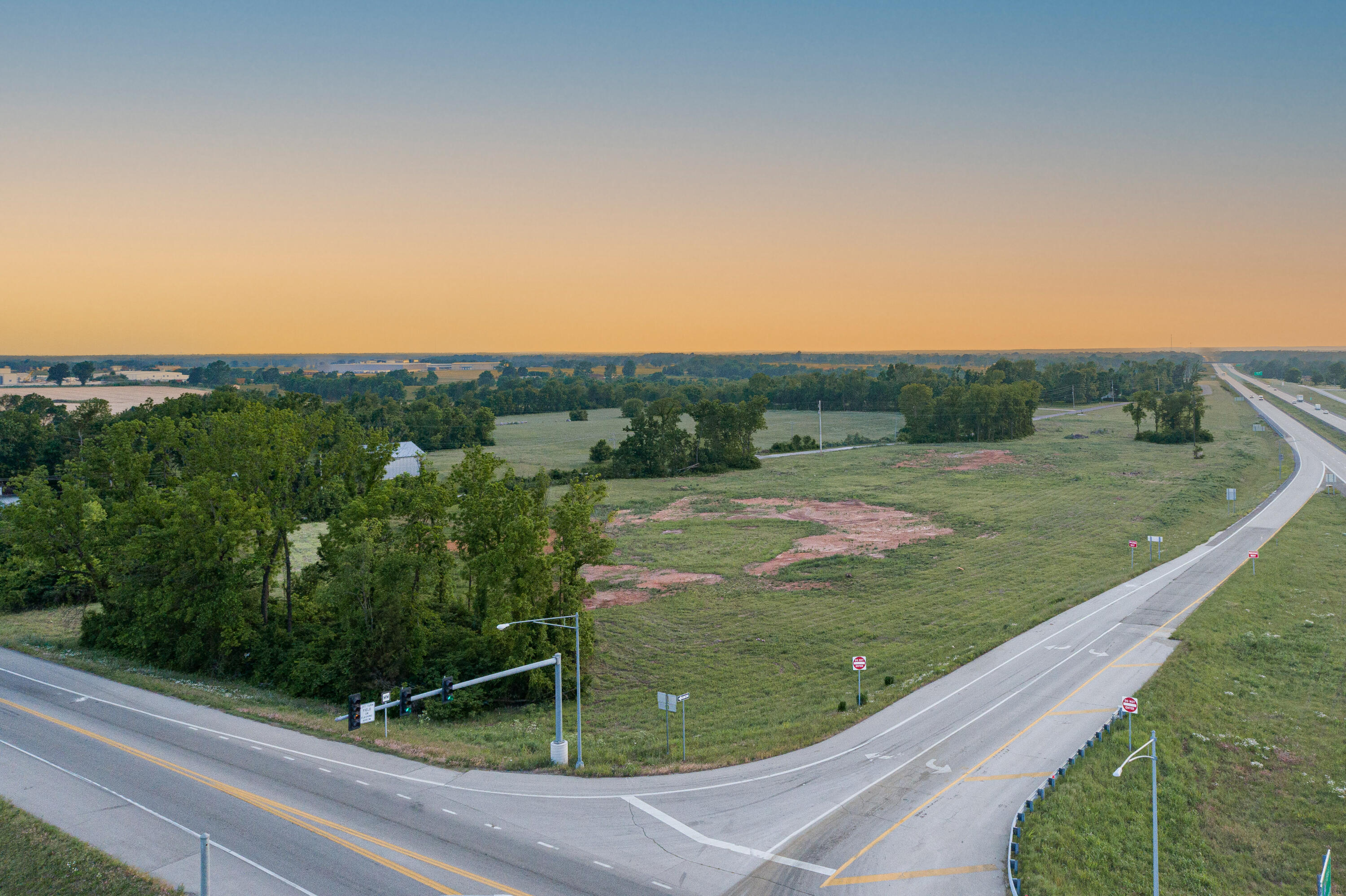 6700 W Farm Road 140 1