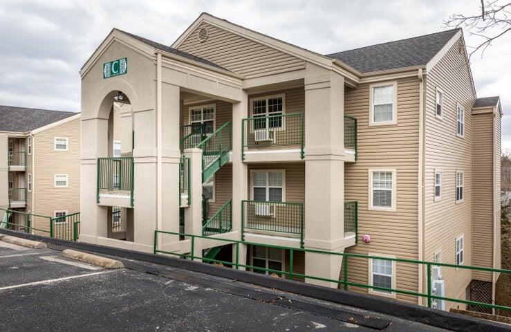 525 Valley View #301 1