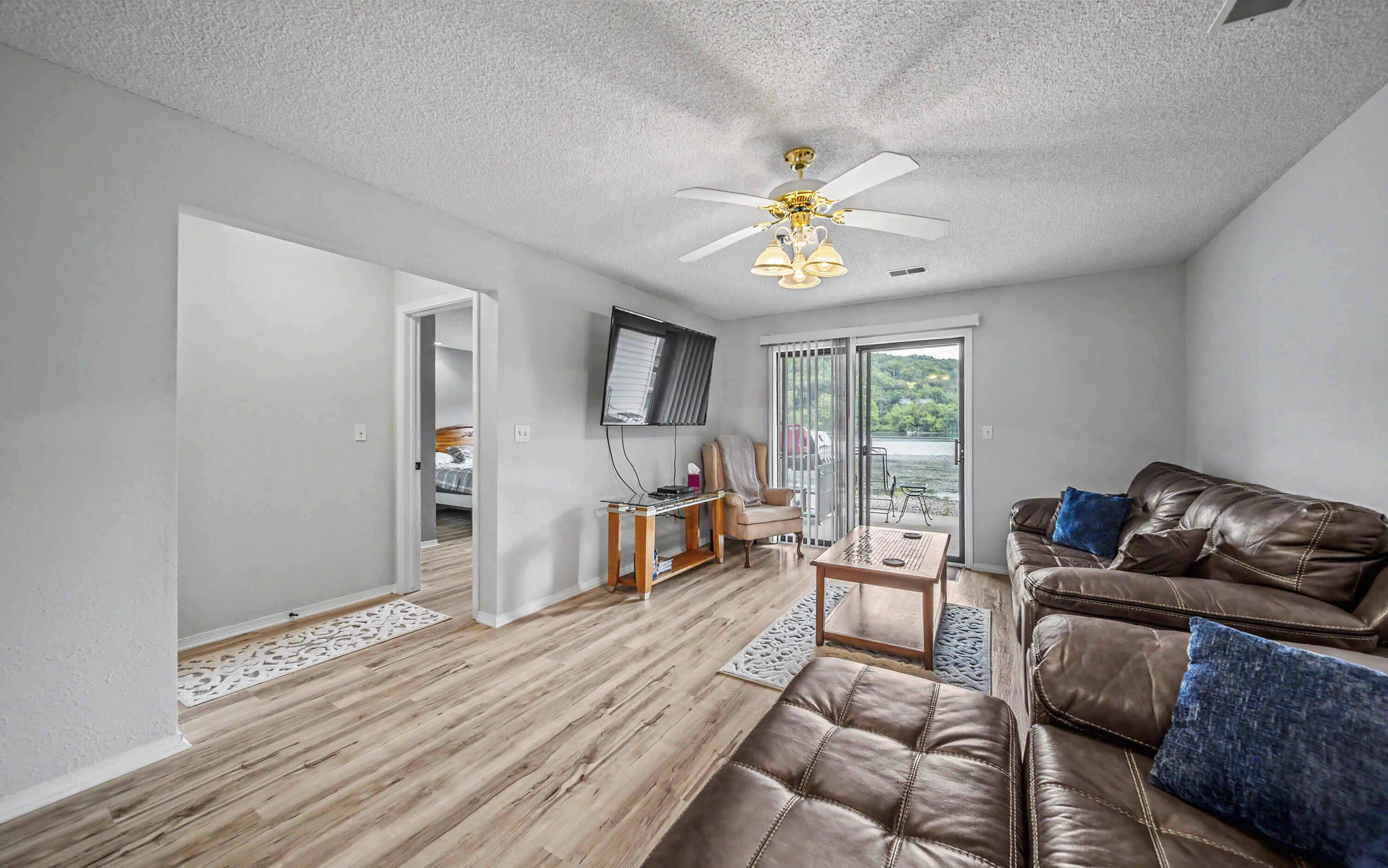 2529 State Highway 176 #Apt C2 1