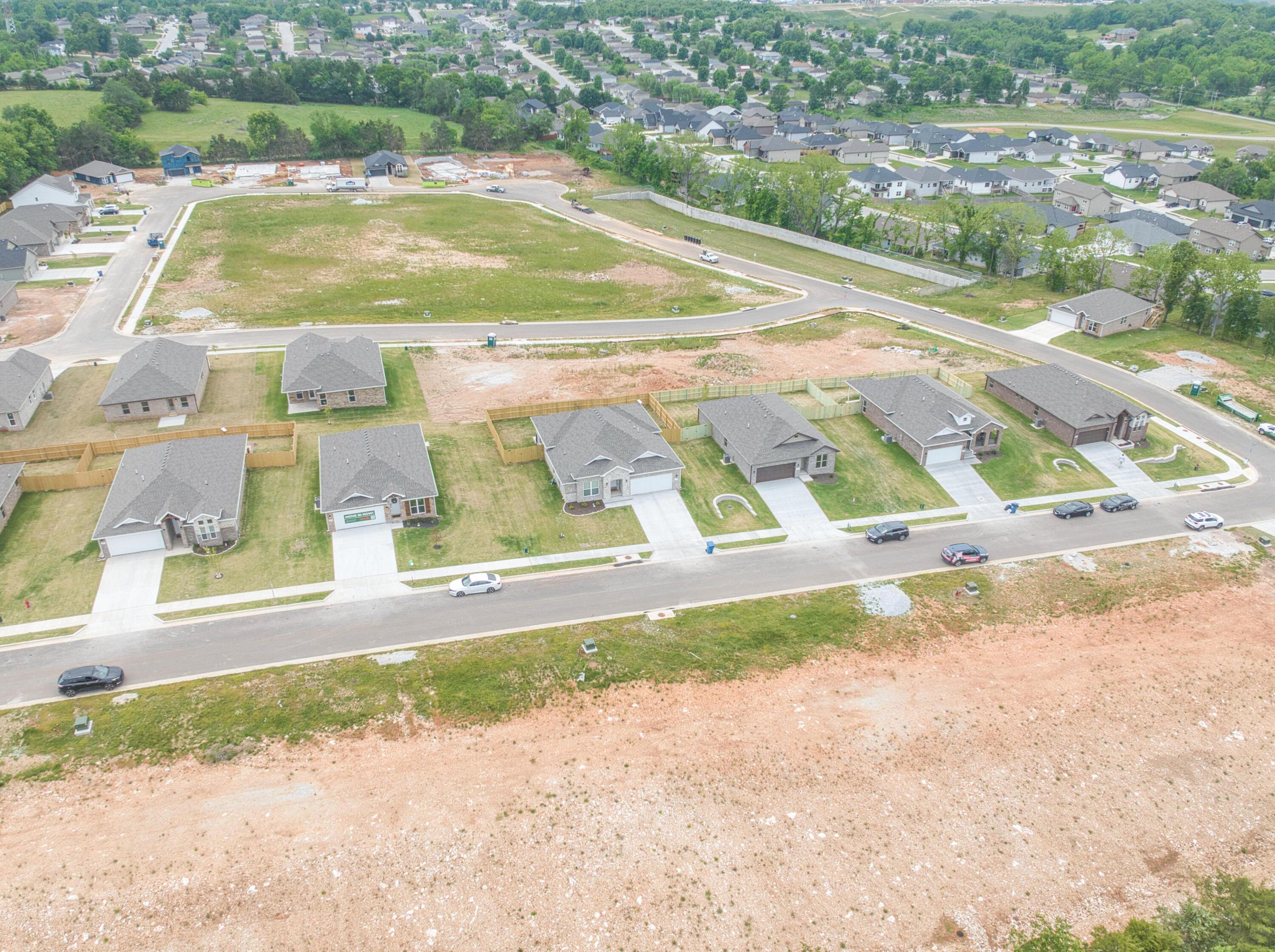 1305 W Pebblebrooke #Lot 50 1