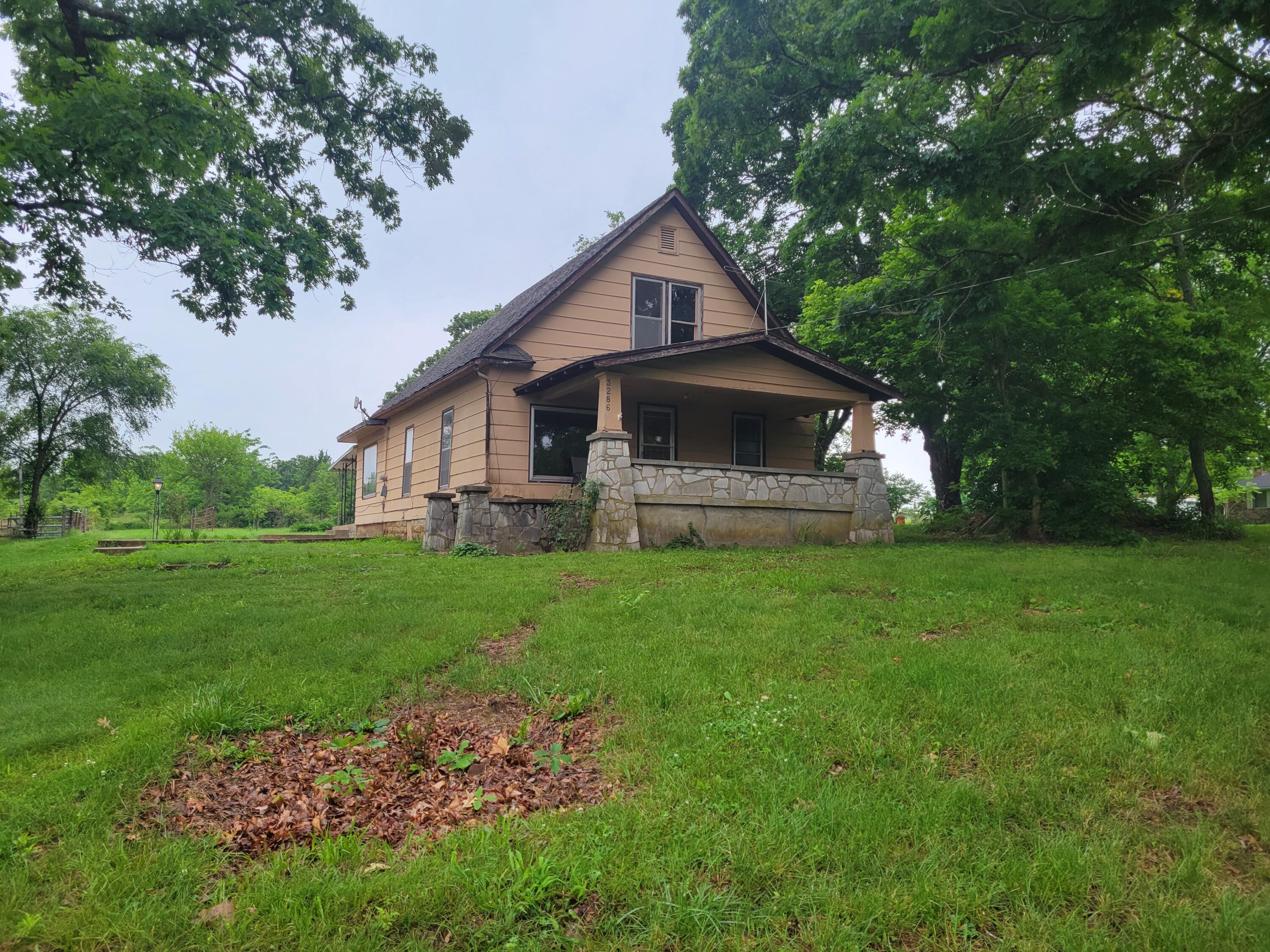 3286 S 30th 1