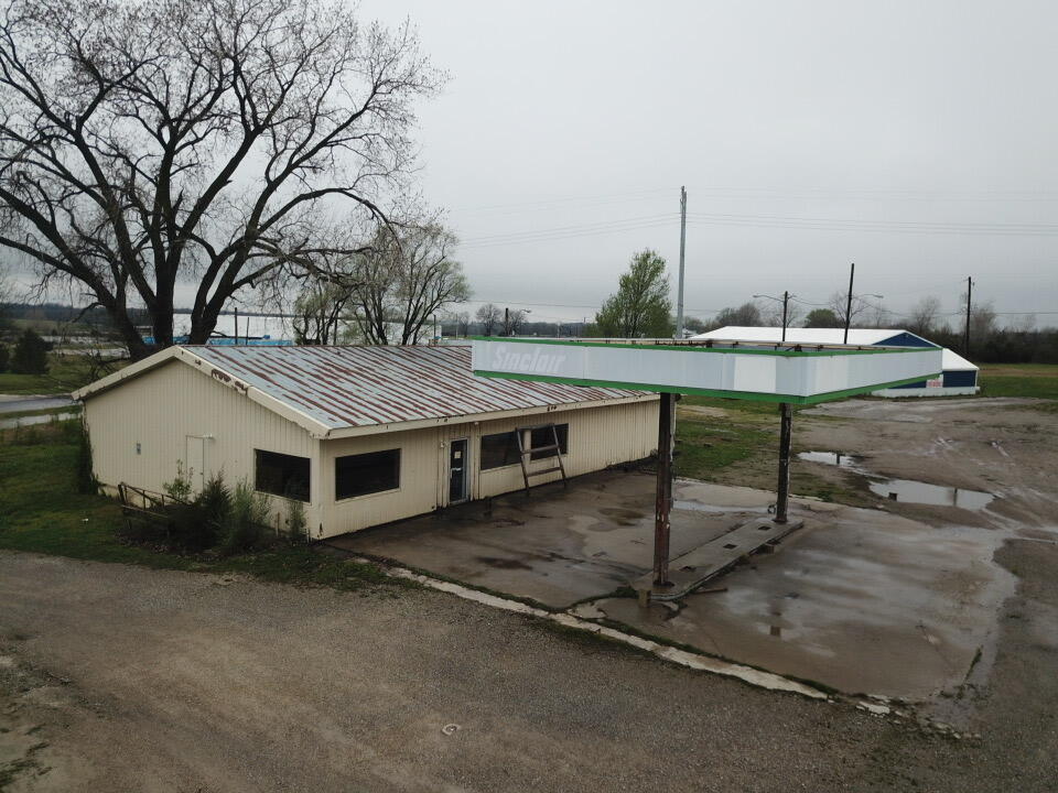 21715 U.S. 50 1
