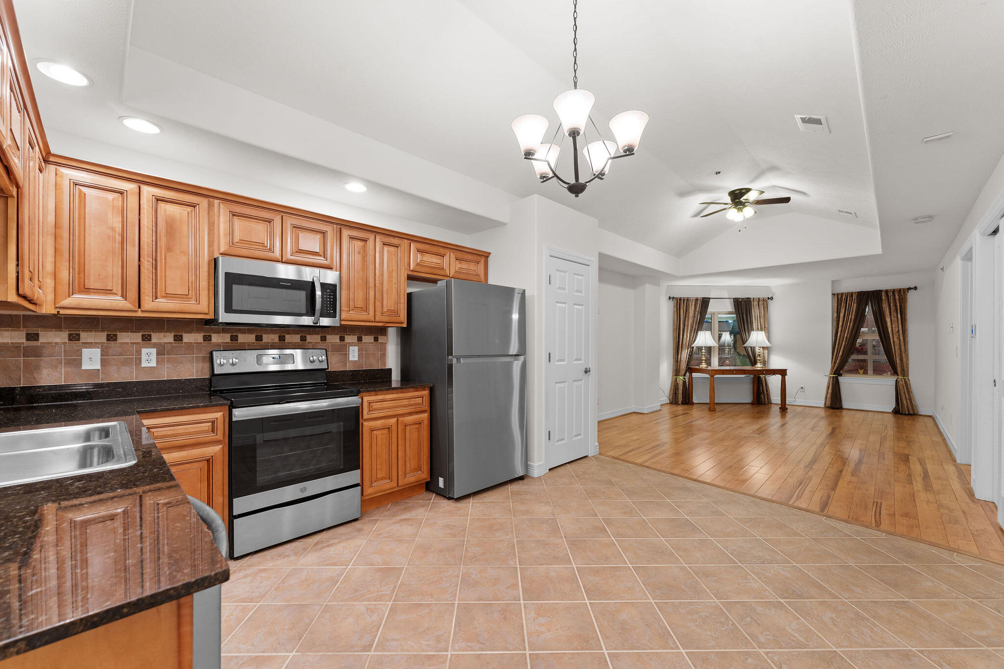 180 Grace Chapel ##315 1