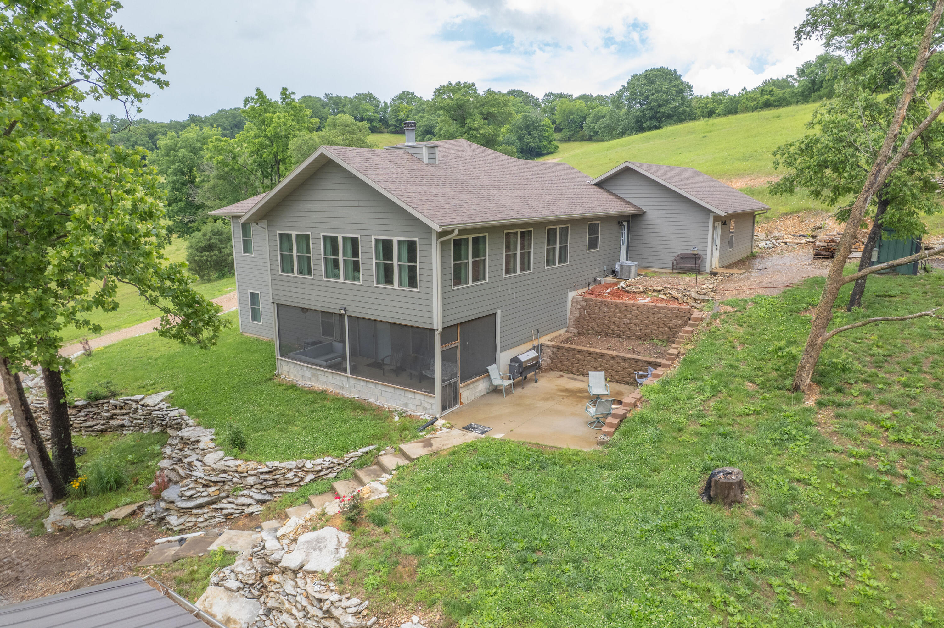 27458 Farm Road 2120 1
