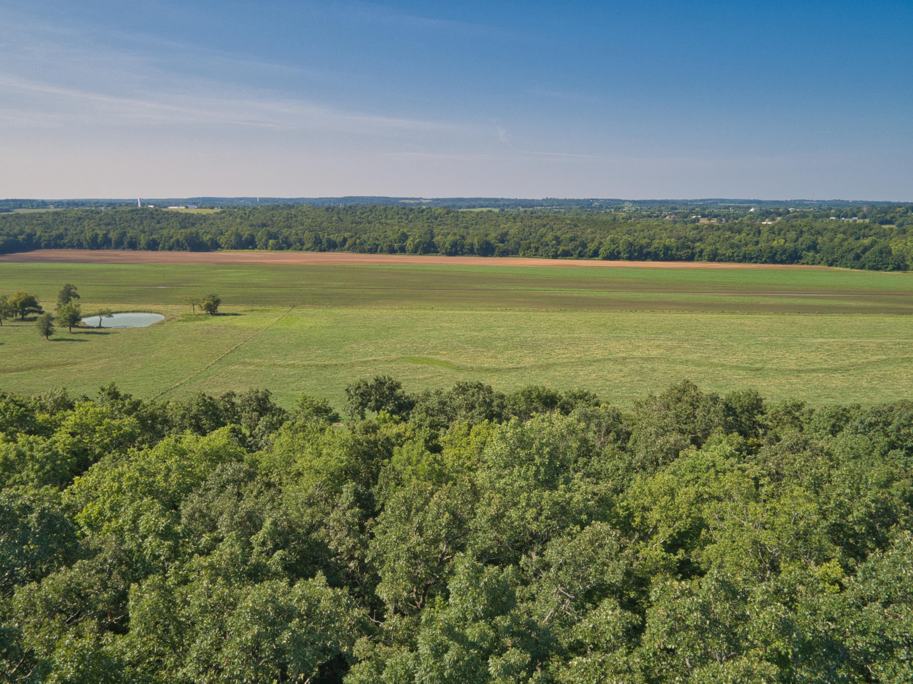 000 E 517th Road 1