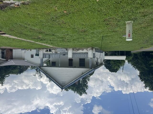310 N Davis 1