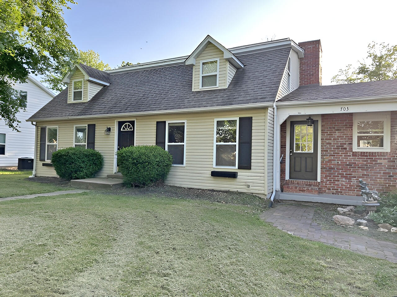 703 N 6th 1