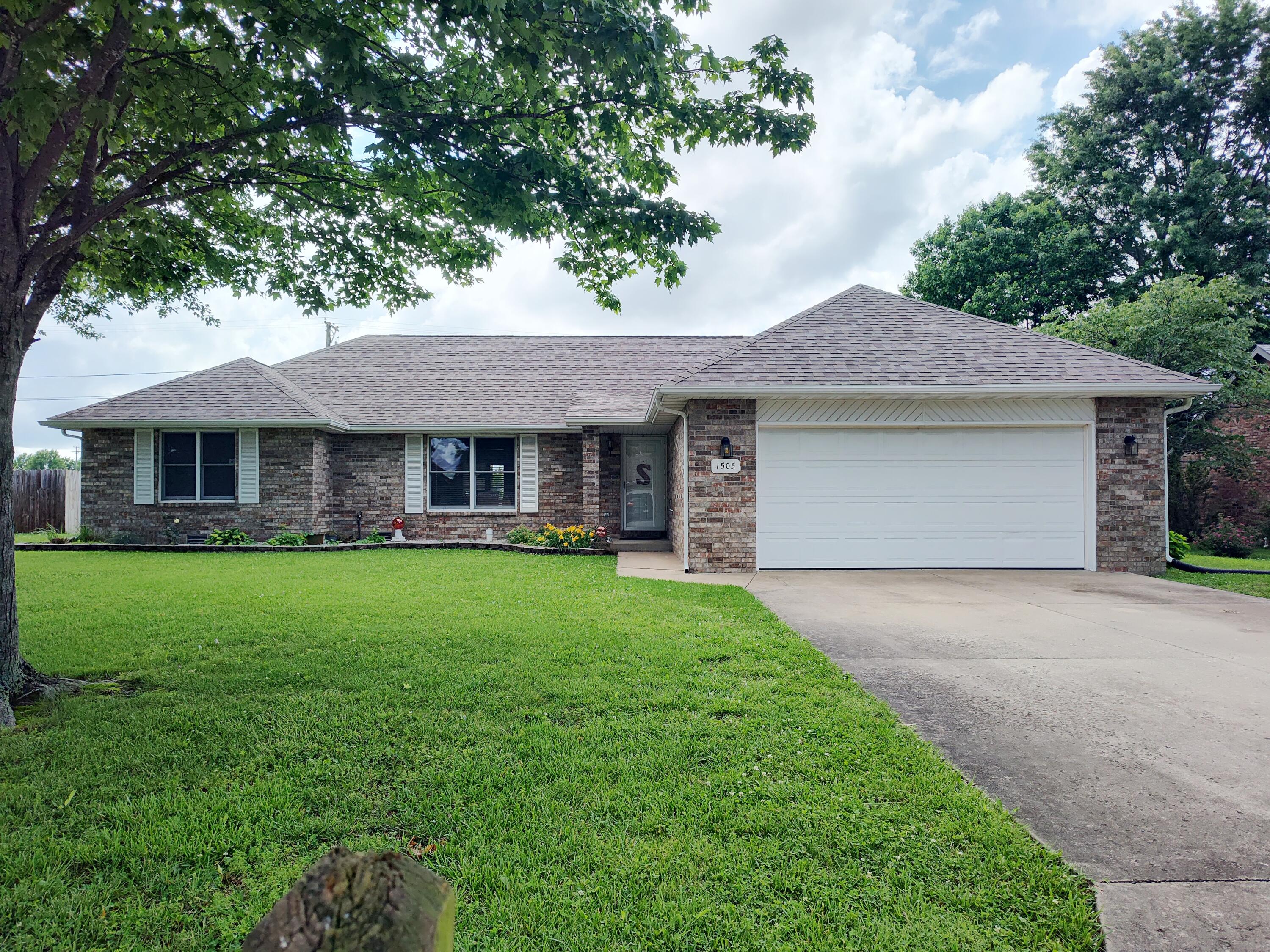 1505 S Sunset 1