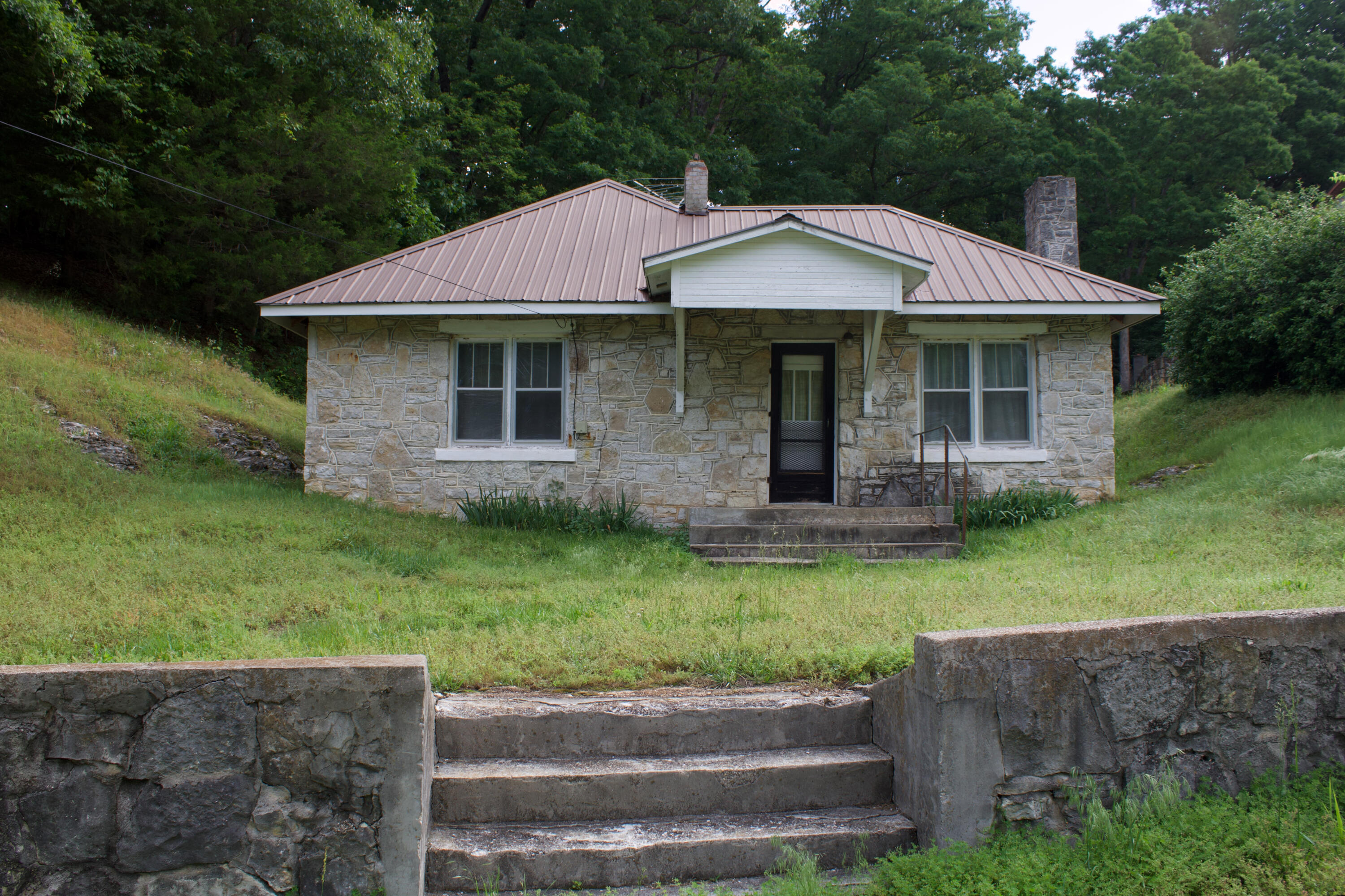 370 Hayes Spring 1