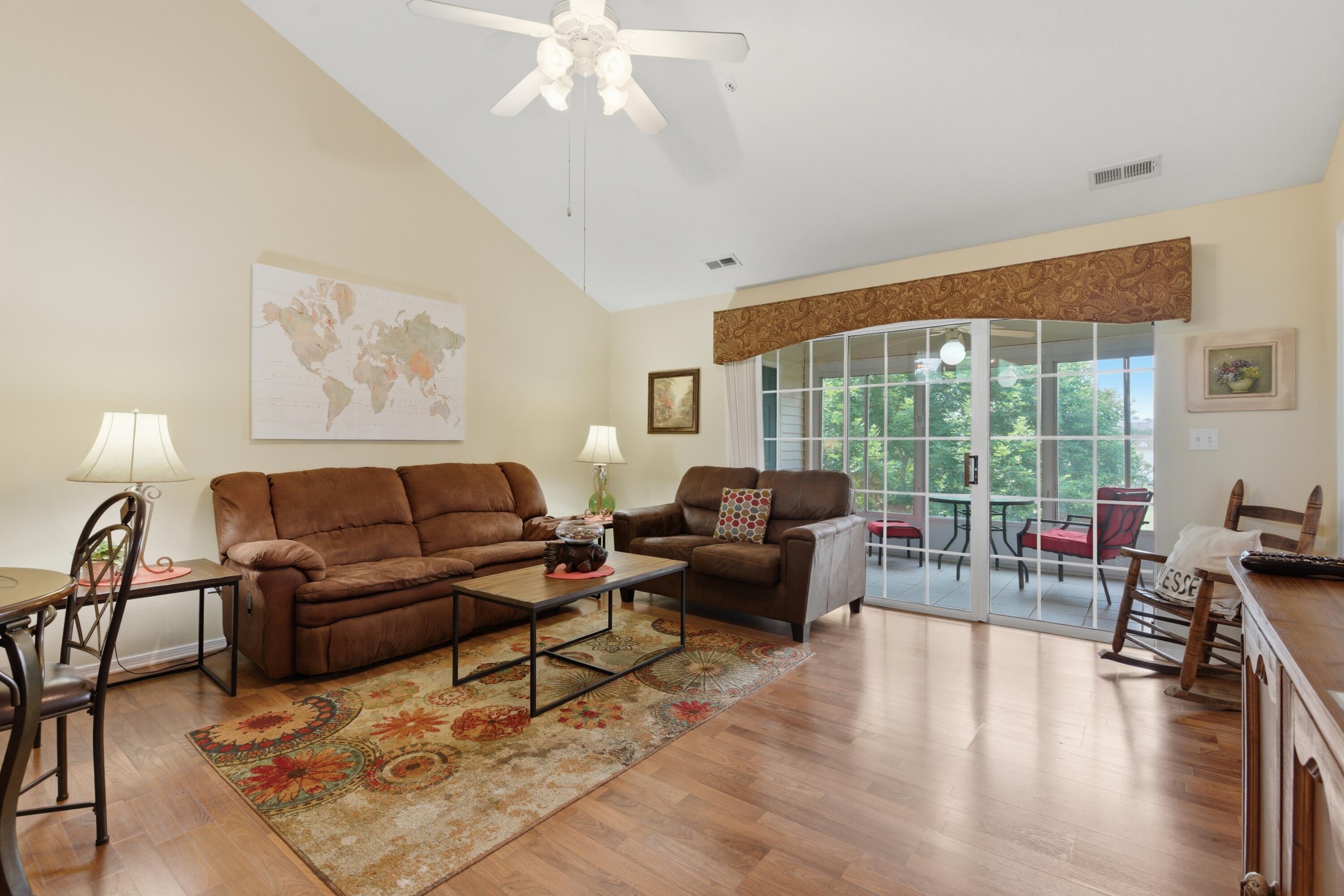 120 Spring Creek #32 1