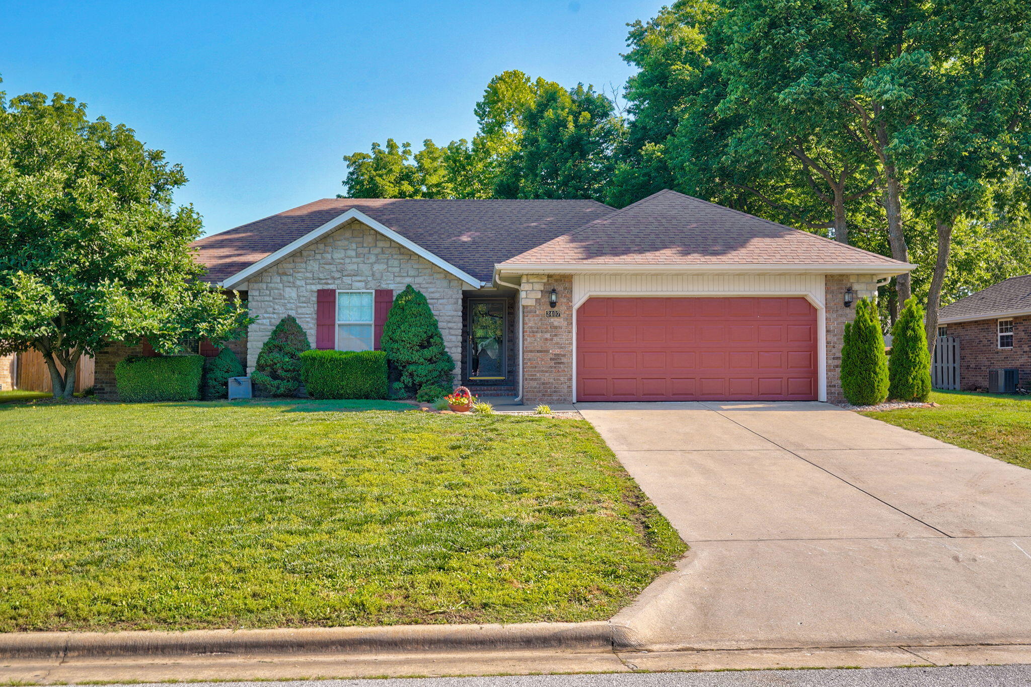 3407 W Vincent 1