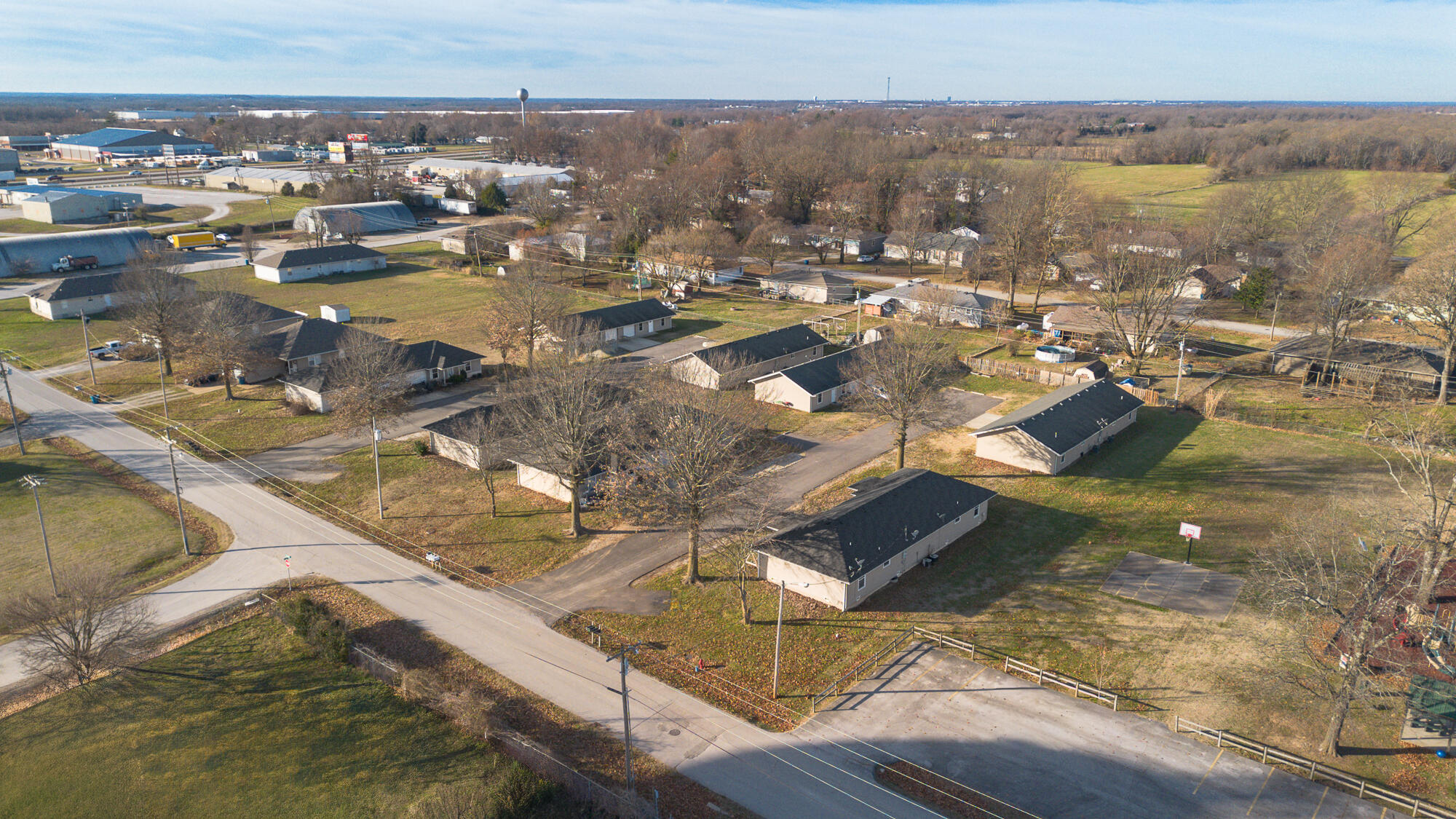 309 N Airport 1