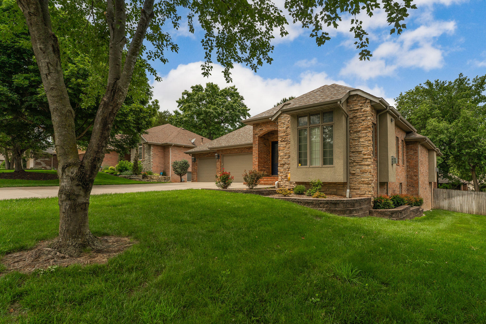 2953 W Canterbury 1