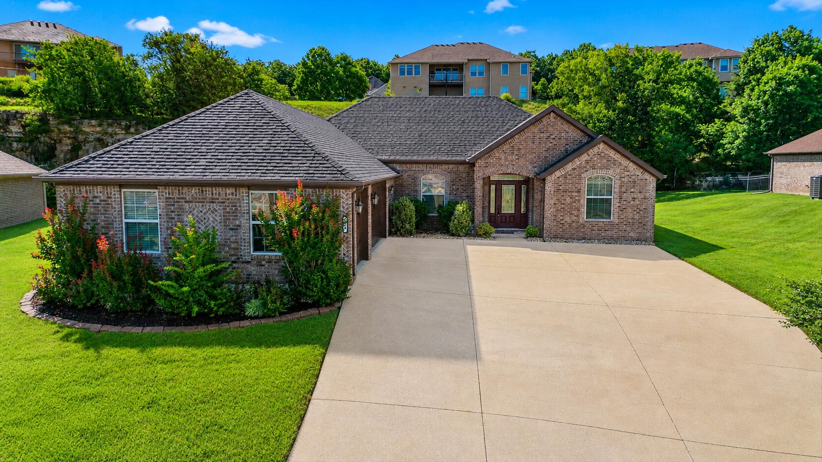 138 Stoney Pointe 1