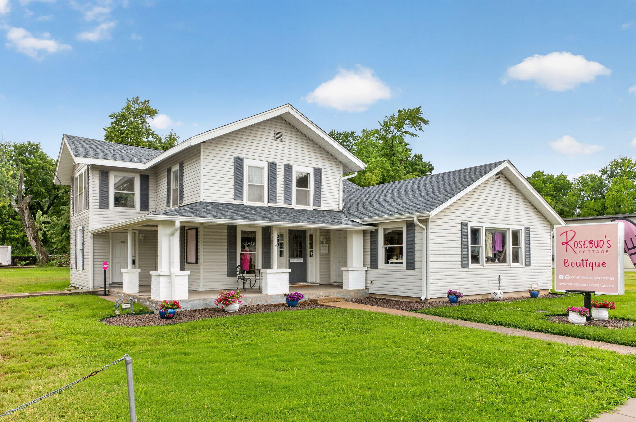 205 N Main 1