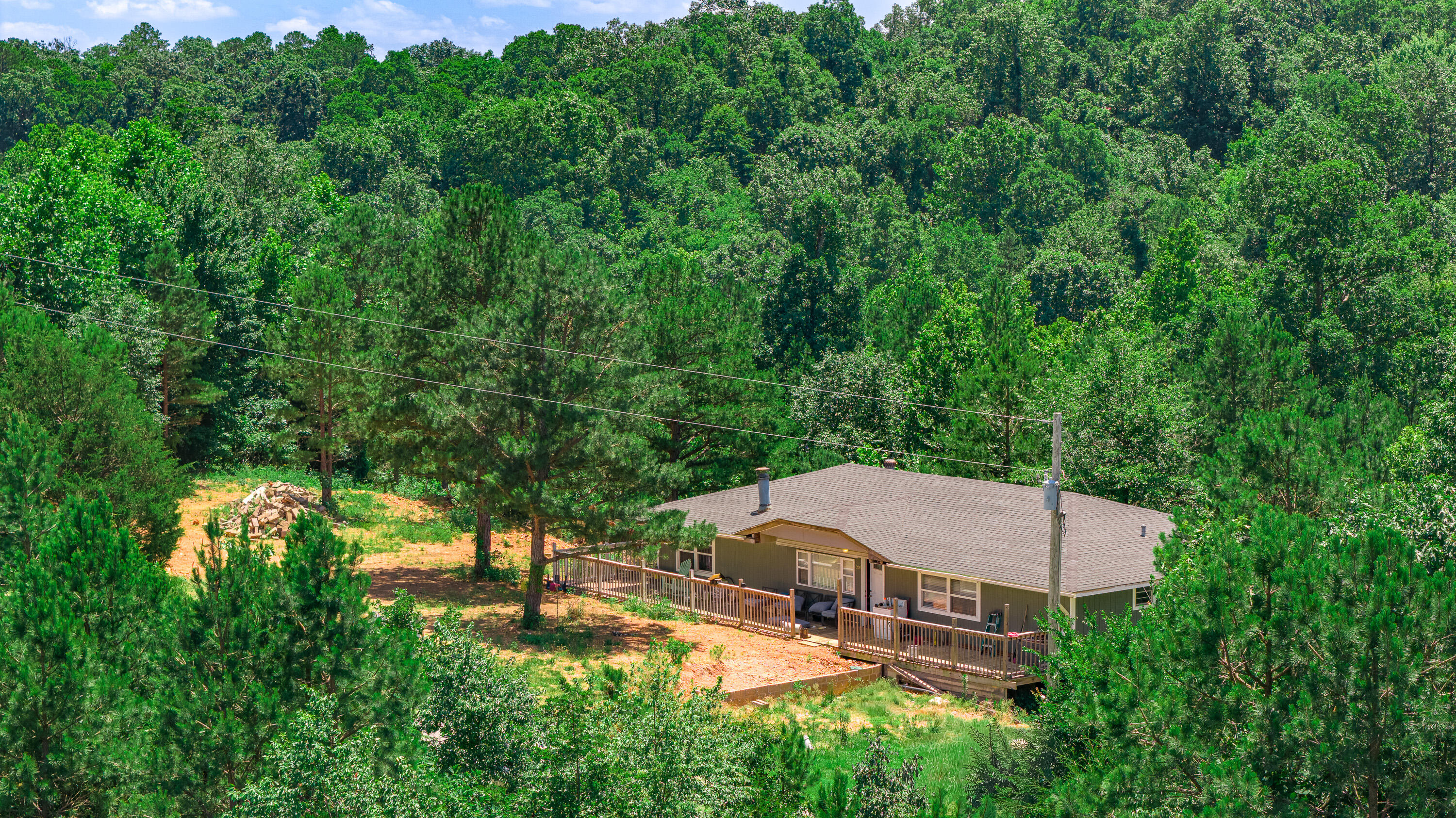 303 Pleasant View 1
