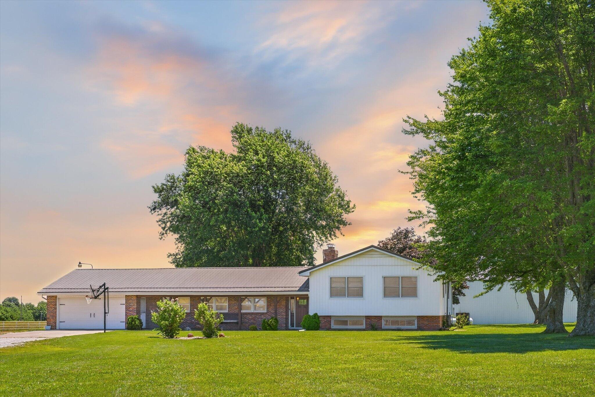 4346 S 97th 1