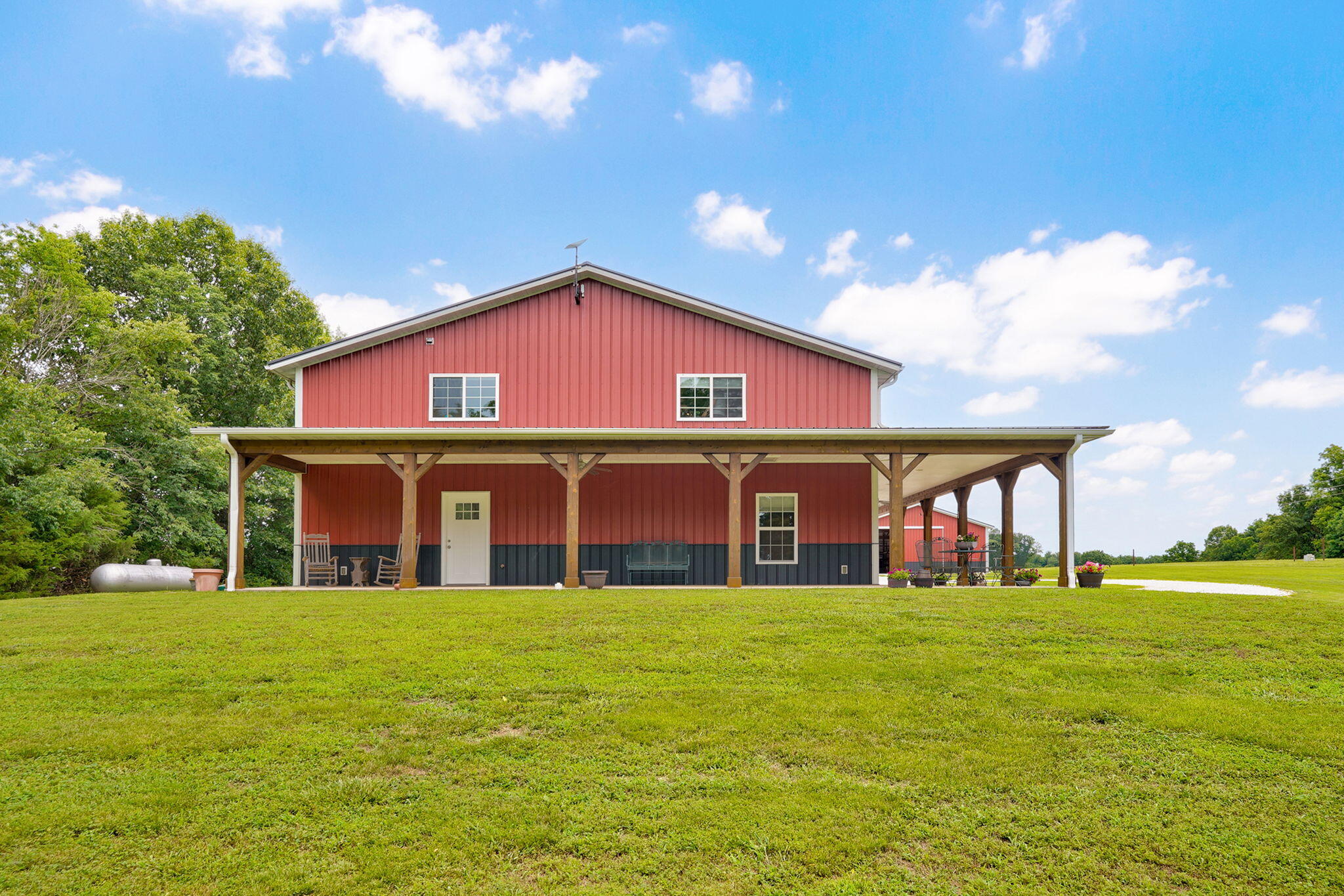 3235 S Farm Road 227 1