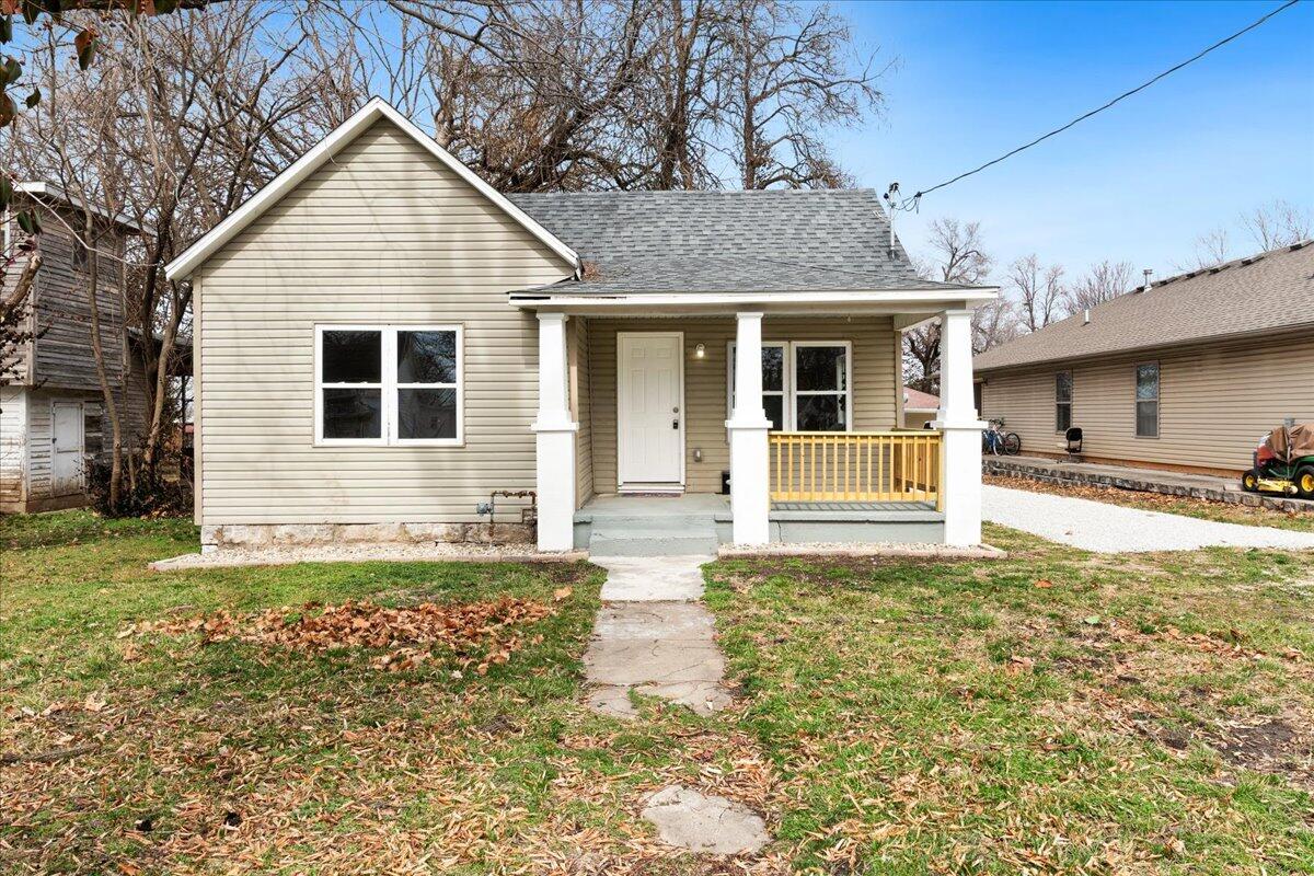 727 E Dale 1