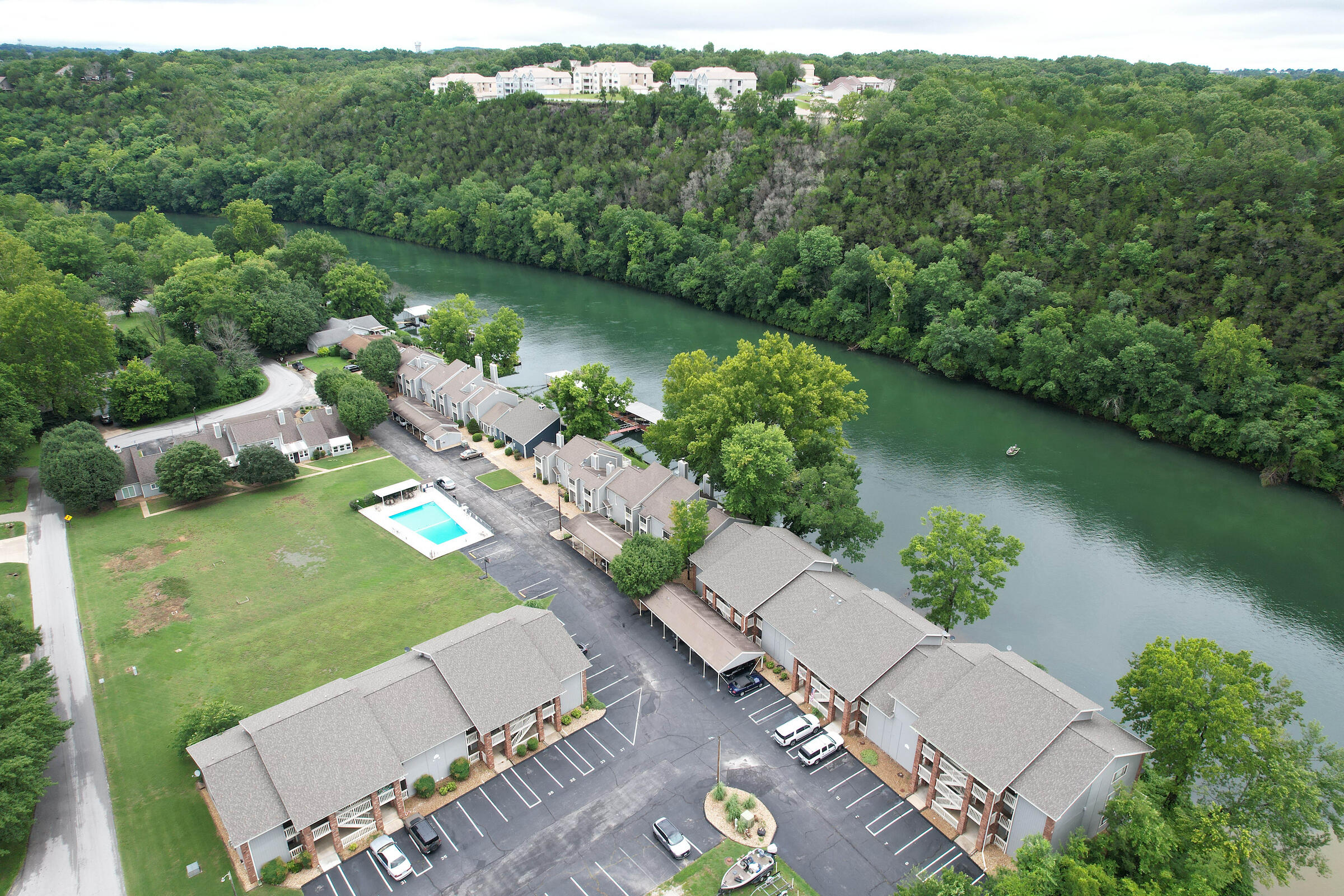 146 River Point #7 1
