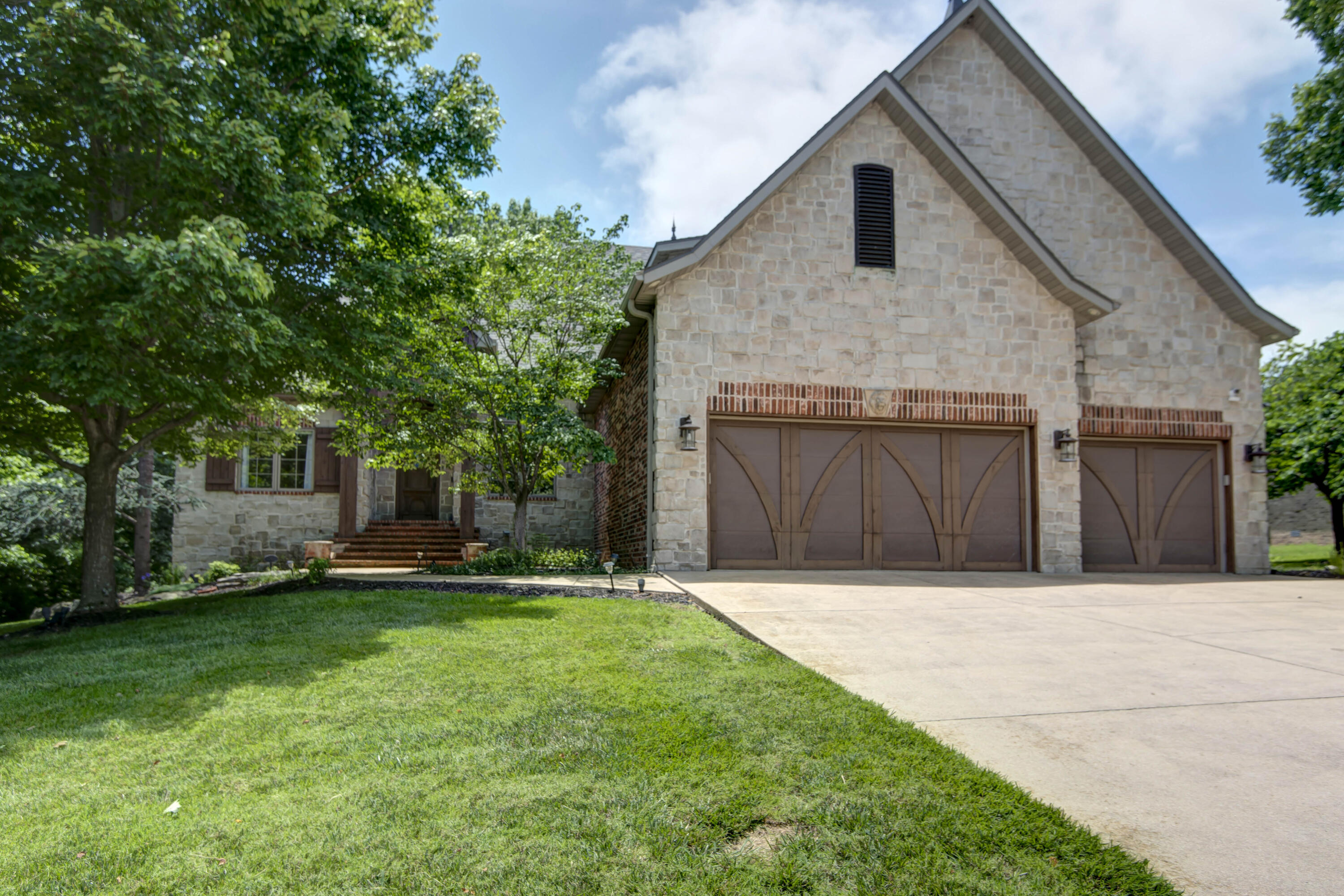 6116 S Danforth 1