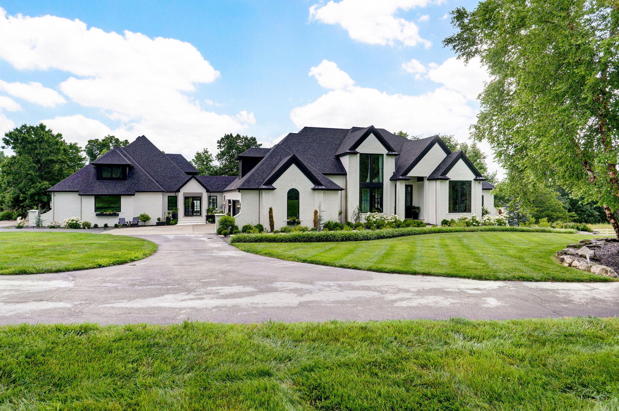 12399 State Hwy 174 1