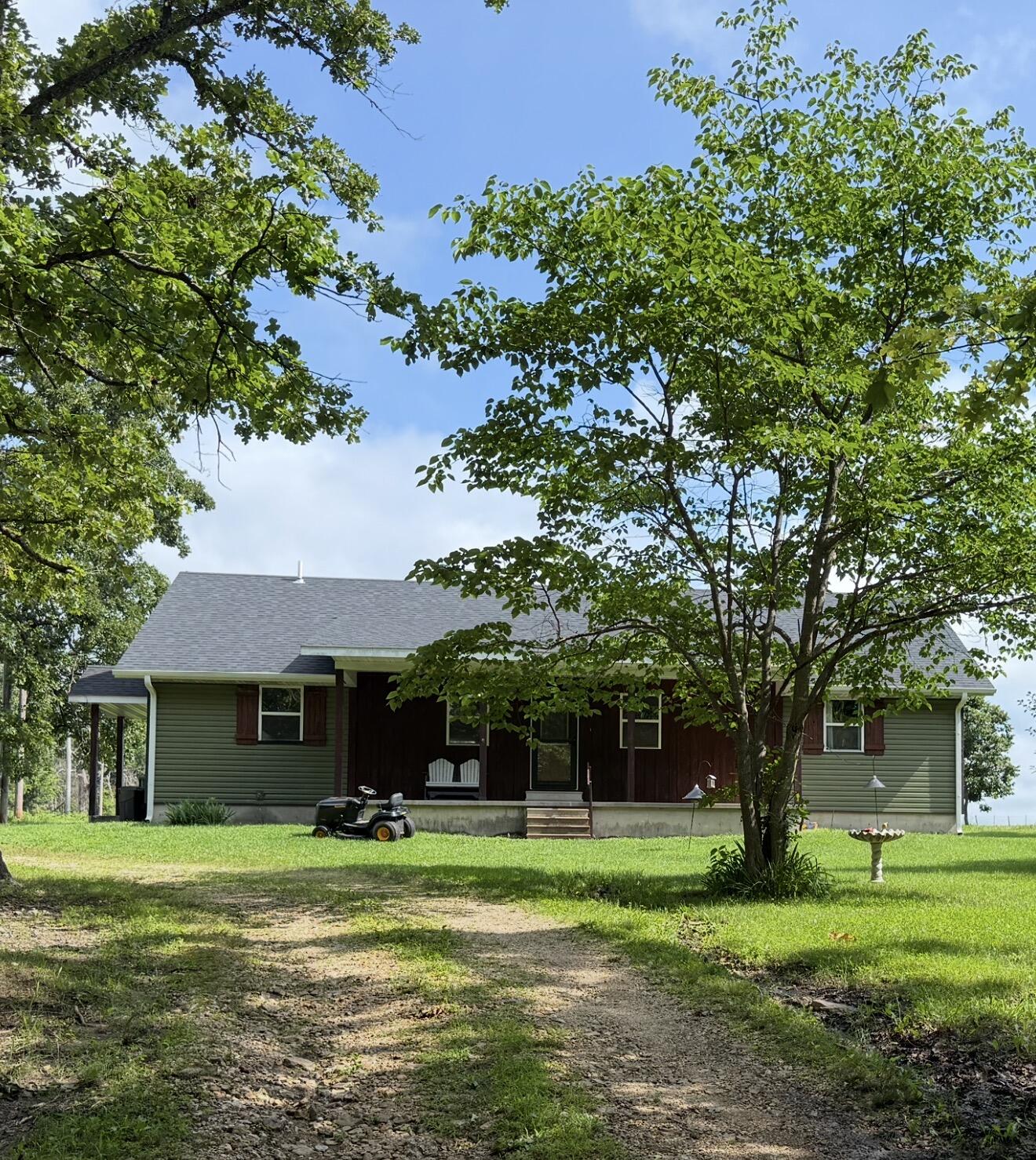 3429 Kinser