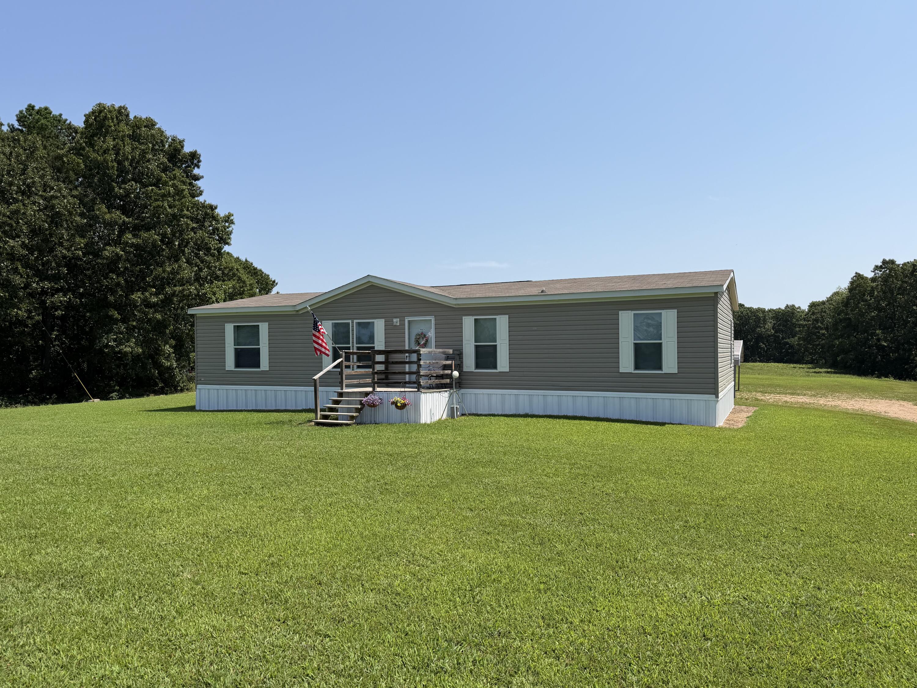 20068 Highway 181 1