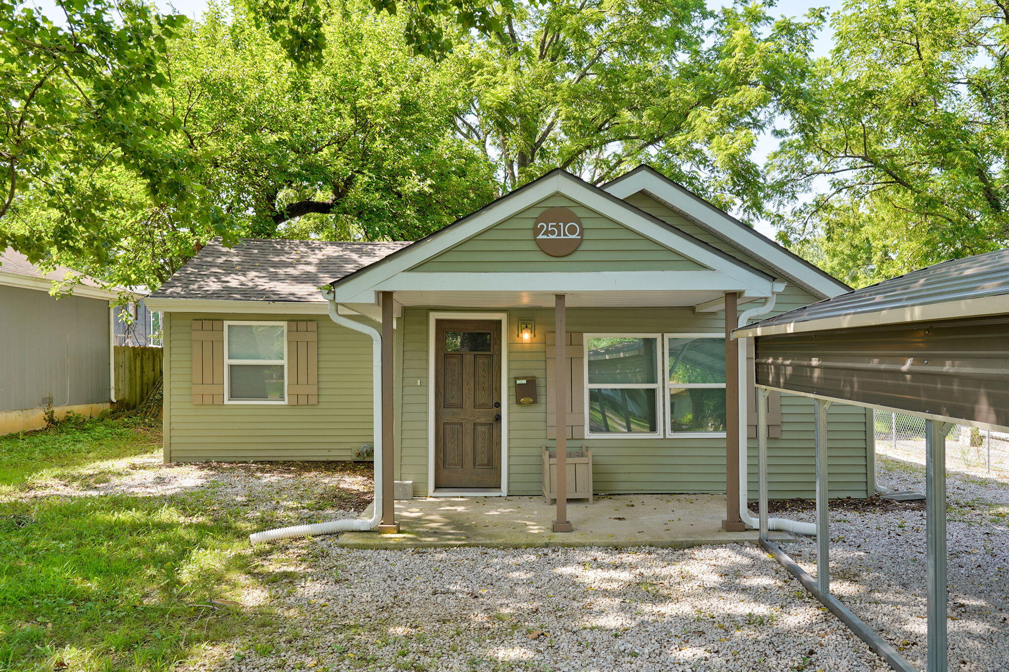 2510 W Madison 1