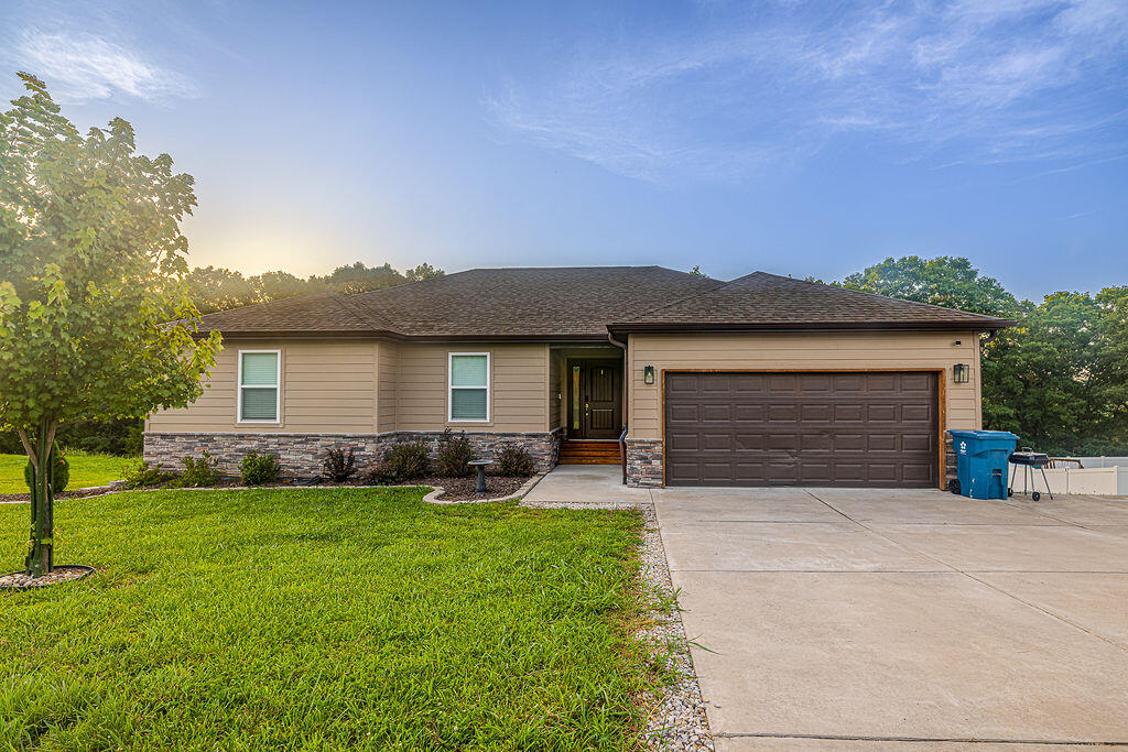 467 Emory Creek 1
