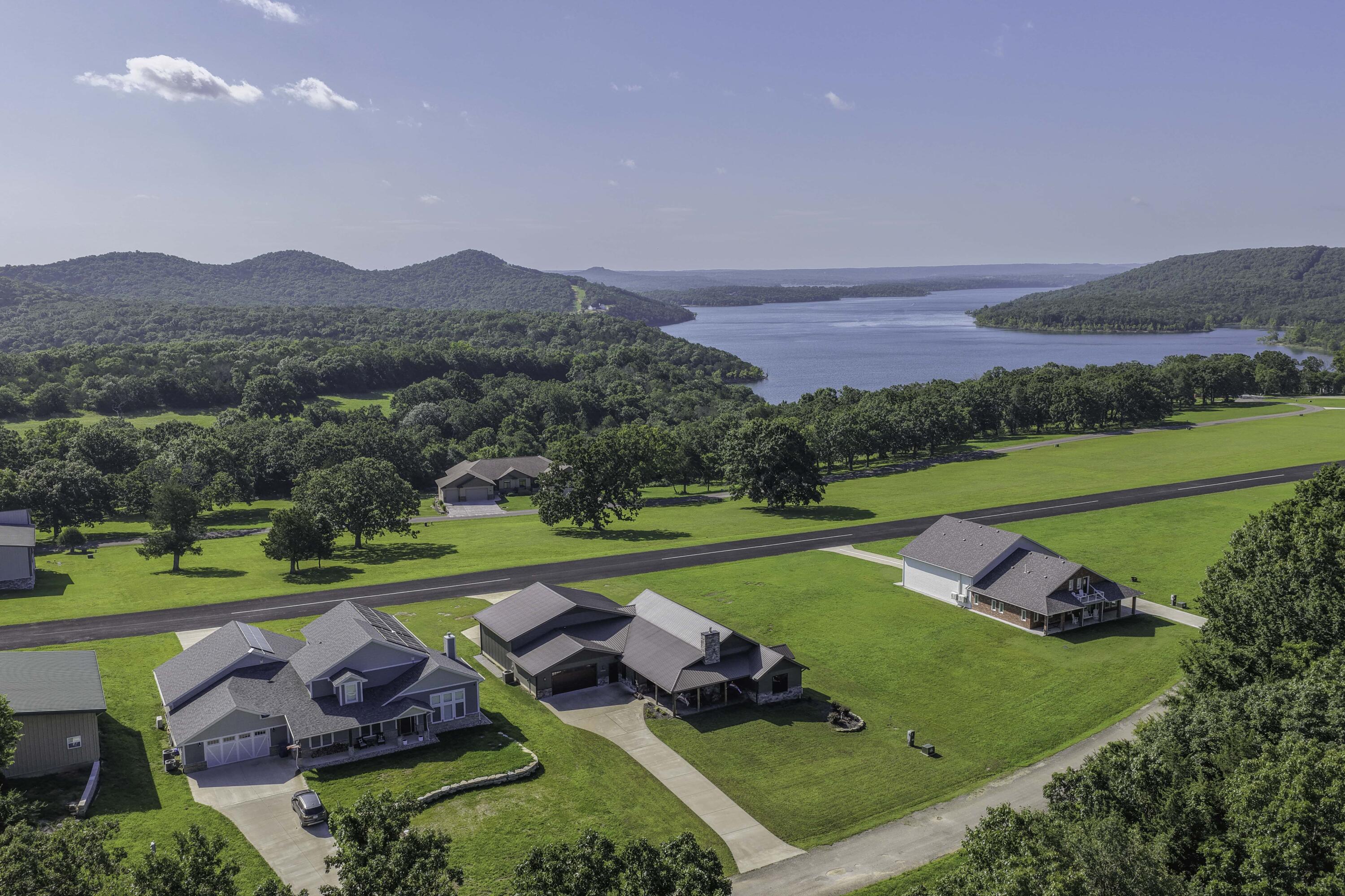401 Discovery Bay 1