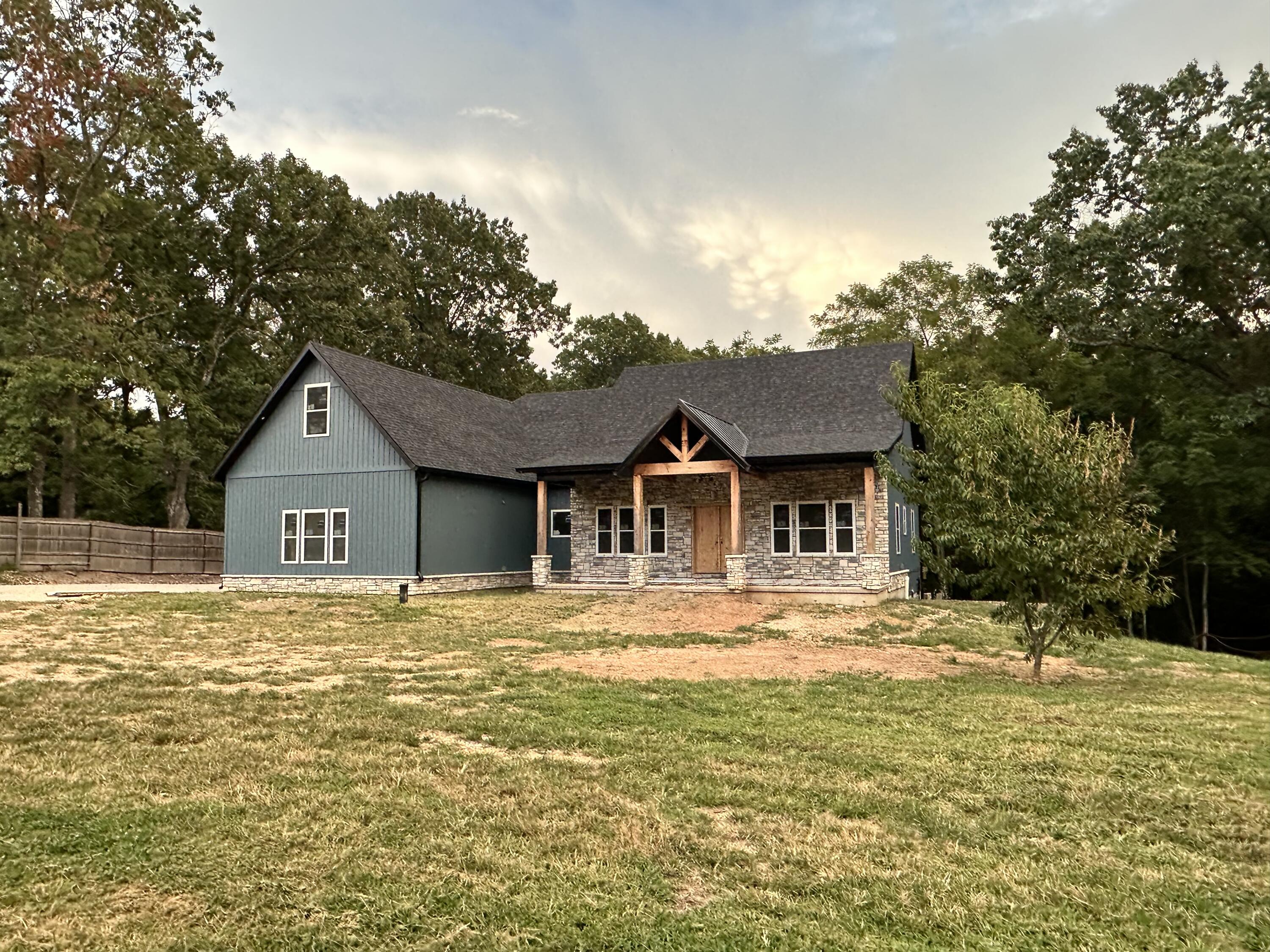 2094 N Farm Road 241