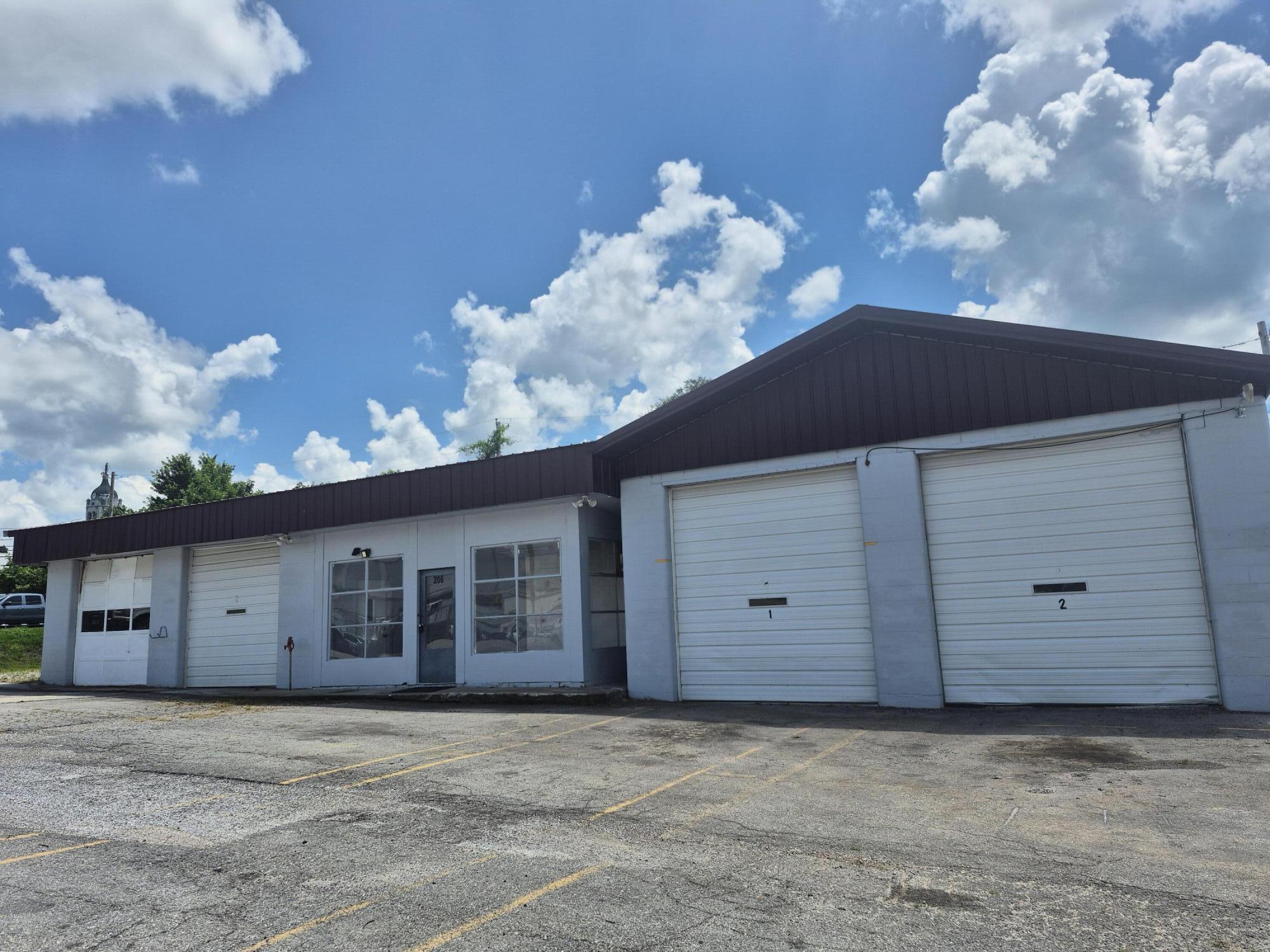 206 W North 1