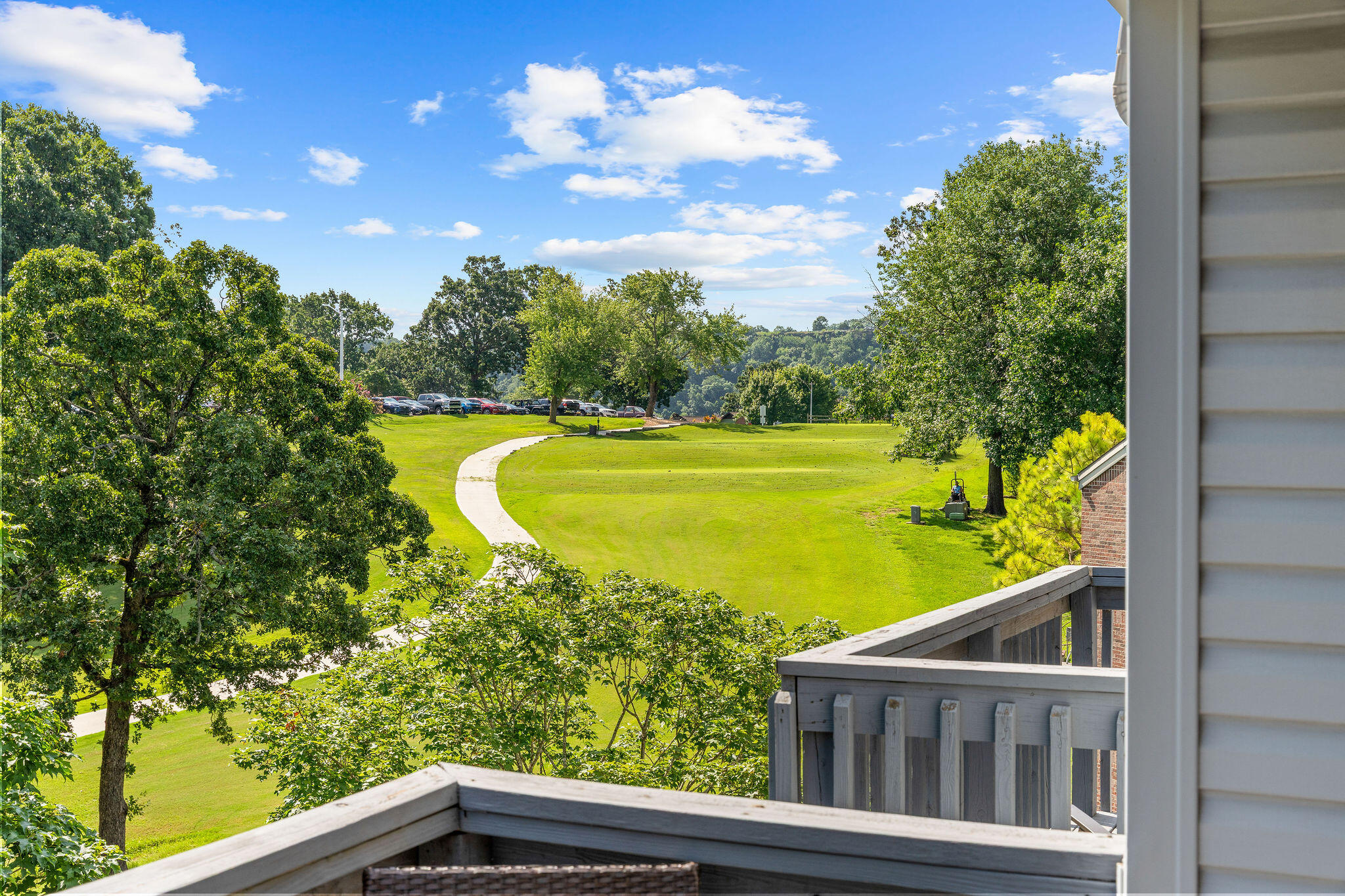 146 Bunker Ridge #10 1