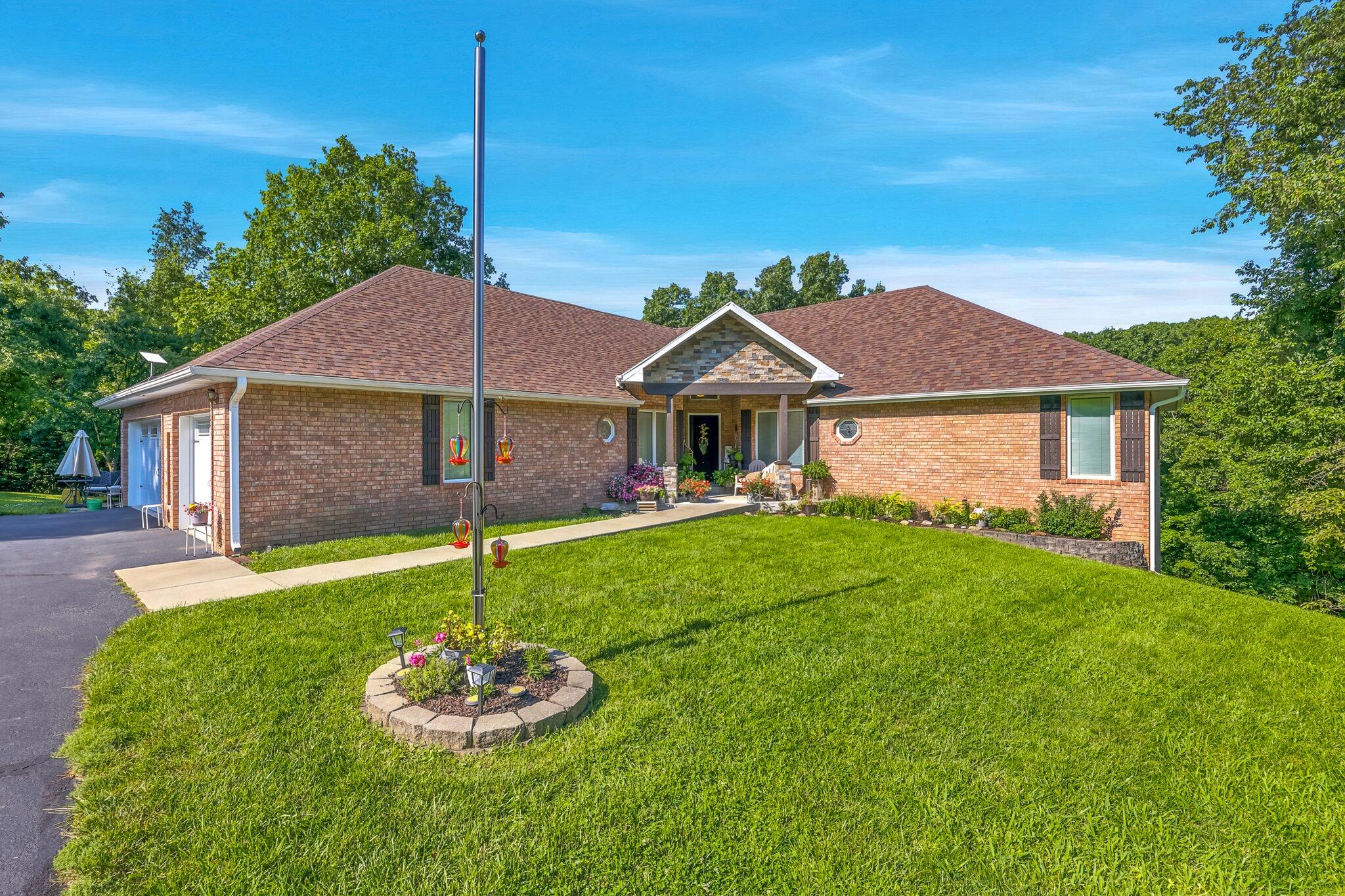85 Dogwood Ridge 1